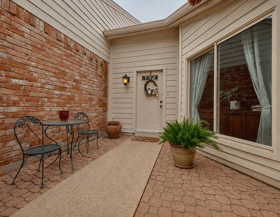 Property photo for 5038 Autumn Forest Drive, Houston, TX