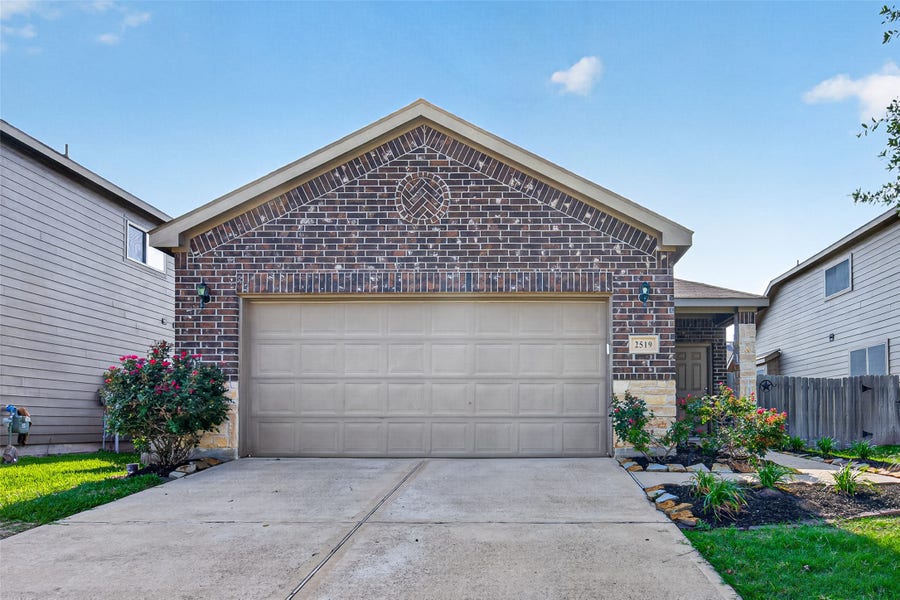 Property photo for 2519 Northern Great White Court, Katy, TX