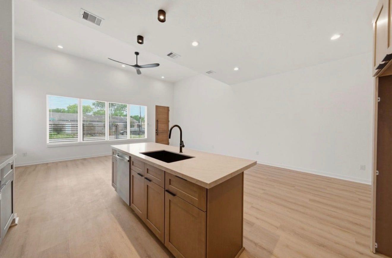 8203 Calhoun Road, #A, Houston, TX 77033 8203 Calhoun Road, #A, Houston, TX 77033
