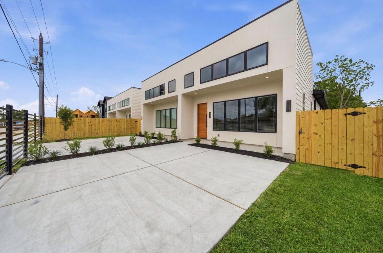 8203 Calhoun Road, #A, Houston, TX 77033 8203 Calhoun Road, #A, Houston, TX 77033