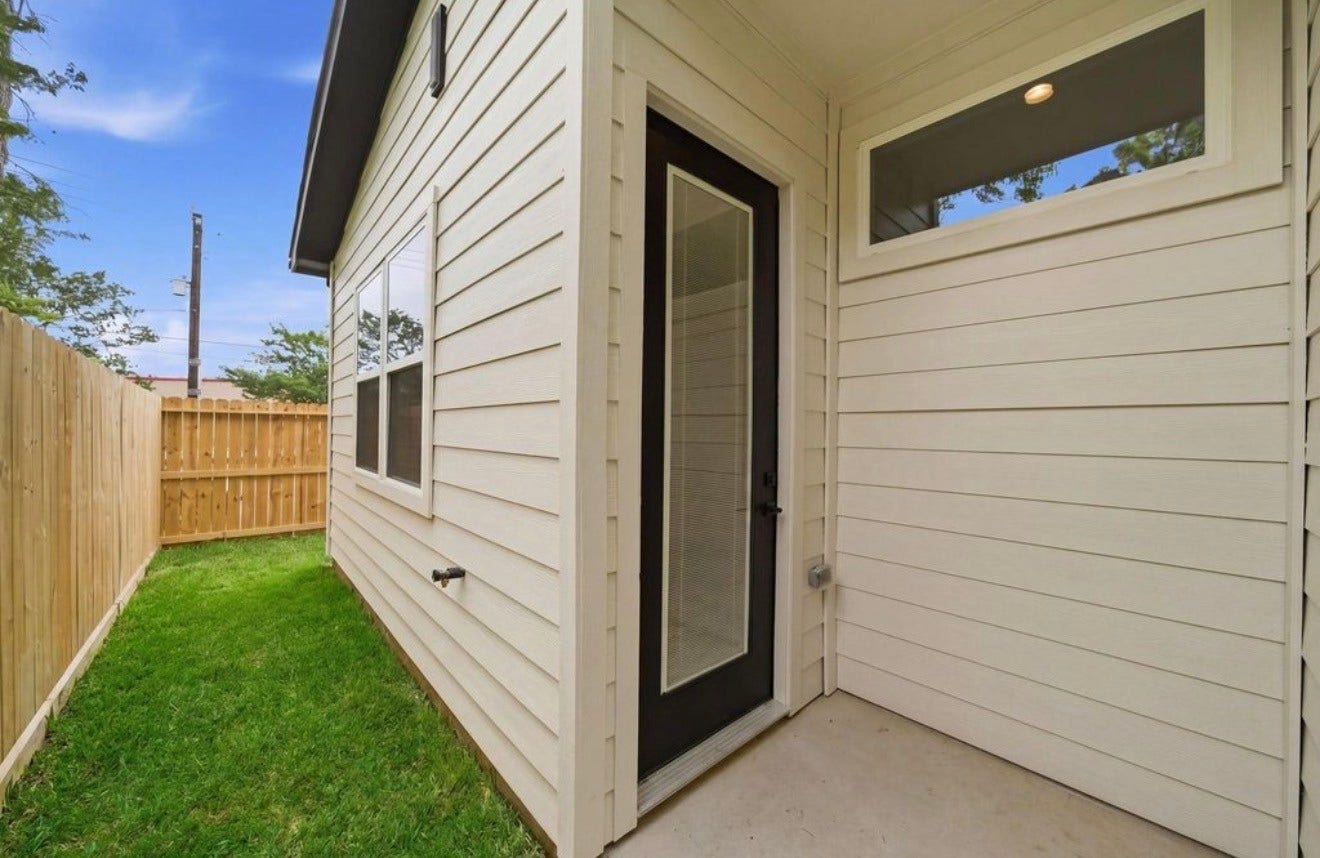 8203 Calhoun Road, #A, Houston, TX 77033 8203 Calhoun Road, #A, Houston, TX 77033