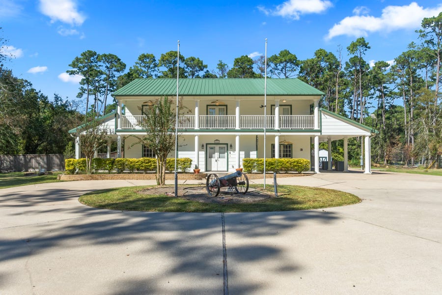 Property photo for 7316 Pine Drive, Alvin, TX