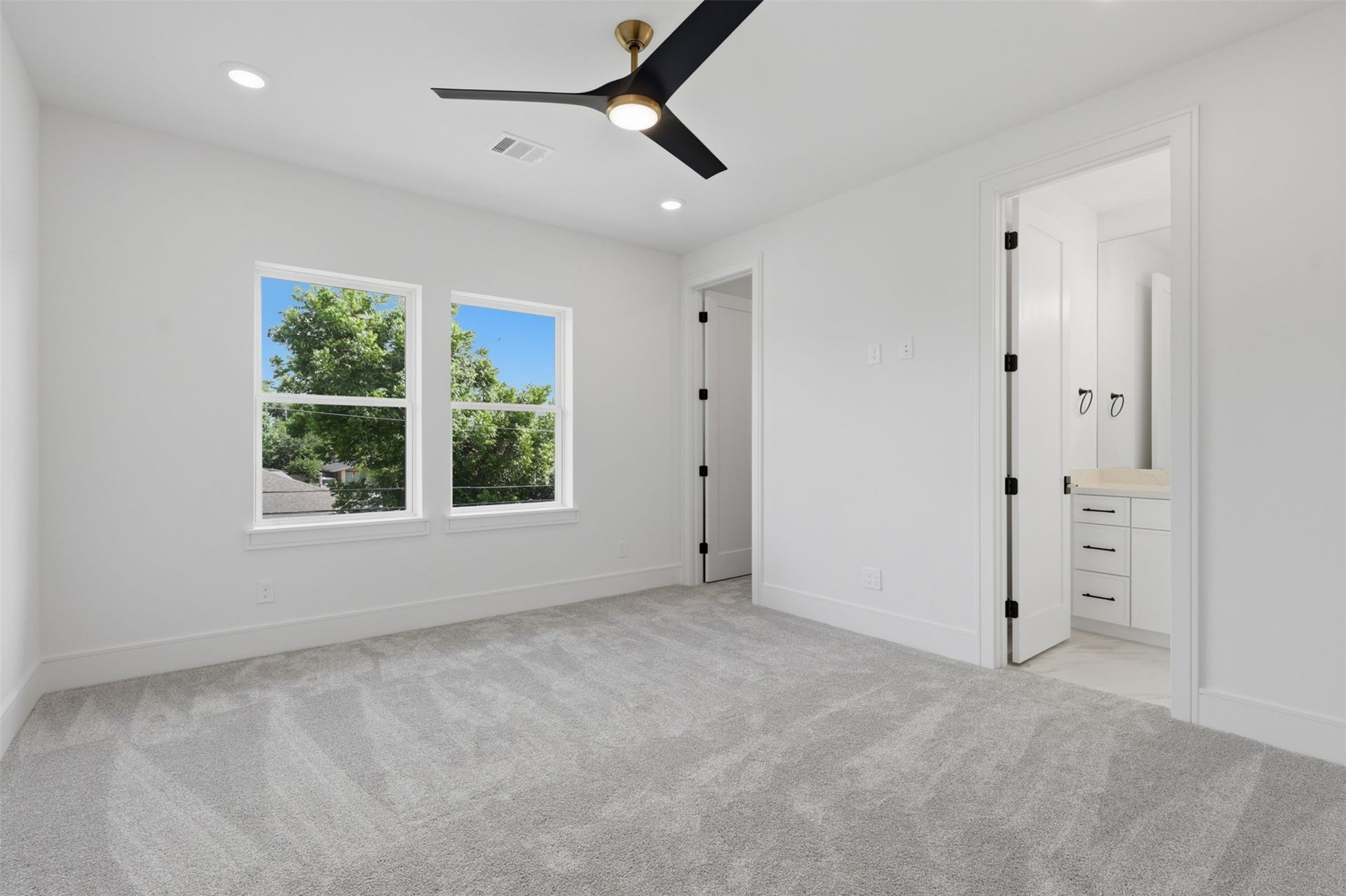 8021 Turquoise Lane, Houston, TX 77055 8021 Turquoise Lane, Houston, TX 77055