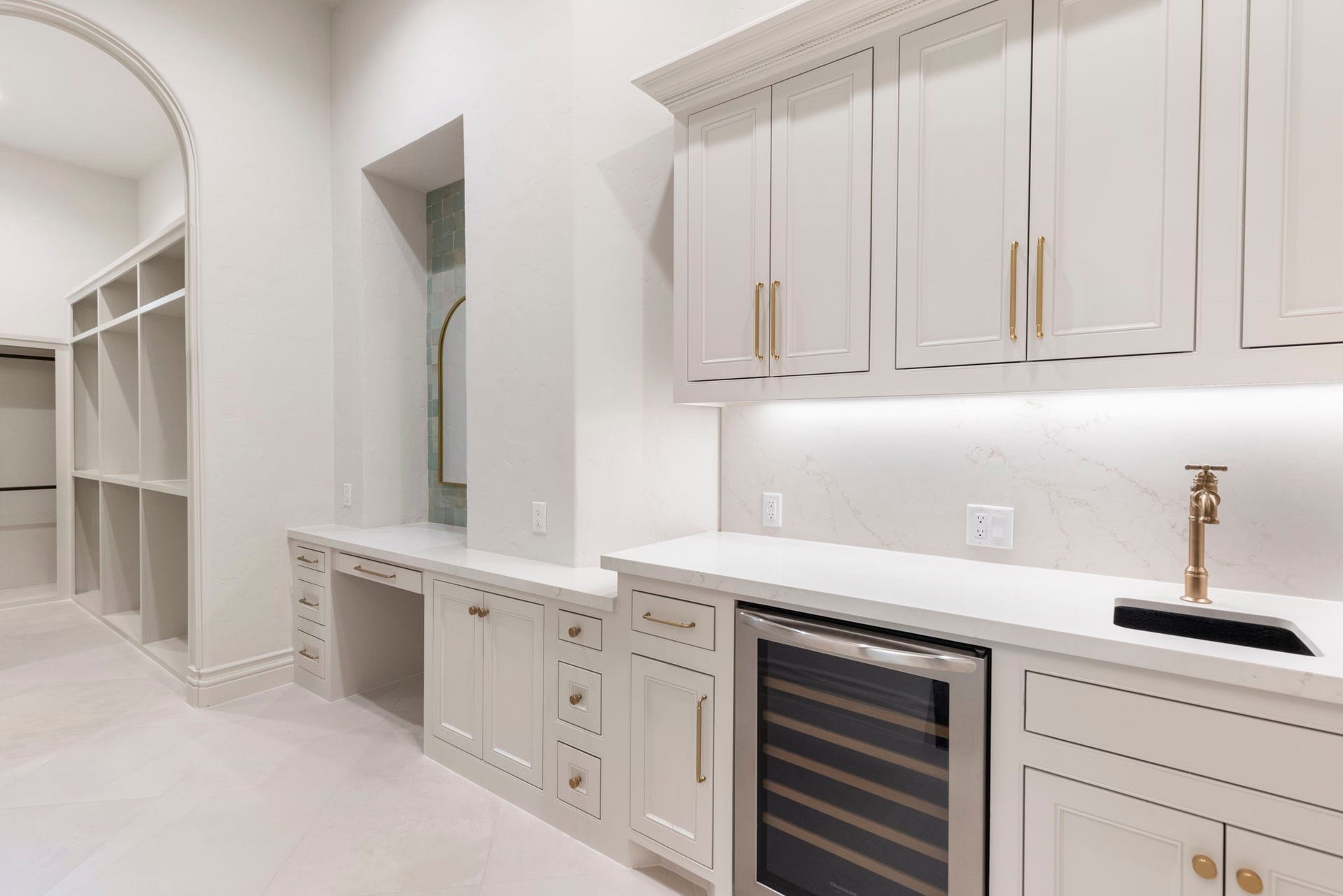 15 Estancia Place, Spring, TX 77389 15 Estancia Place, Spring, TX 77389