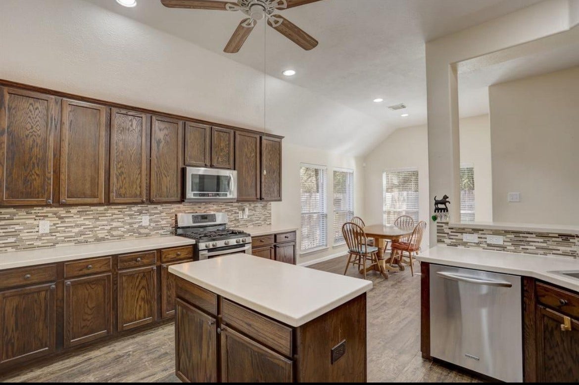 90 N Creekmist Place, The Woodlands, TX 77385 90 N Creekmist Place, The Woodlands, TX 77385