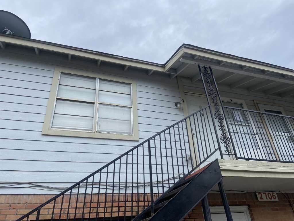 2706 Francis Street, #4, Houston, TX 77004 2706 Francis Street, #4, Houston, TX 77004