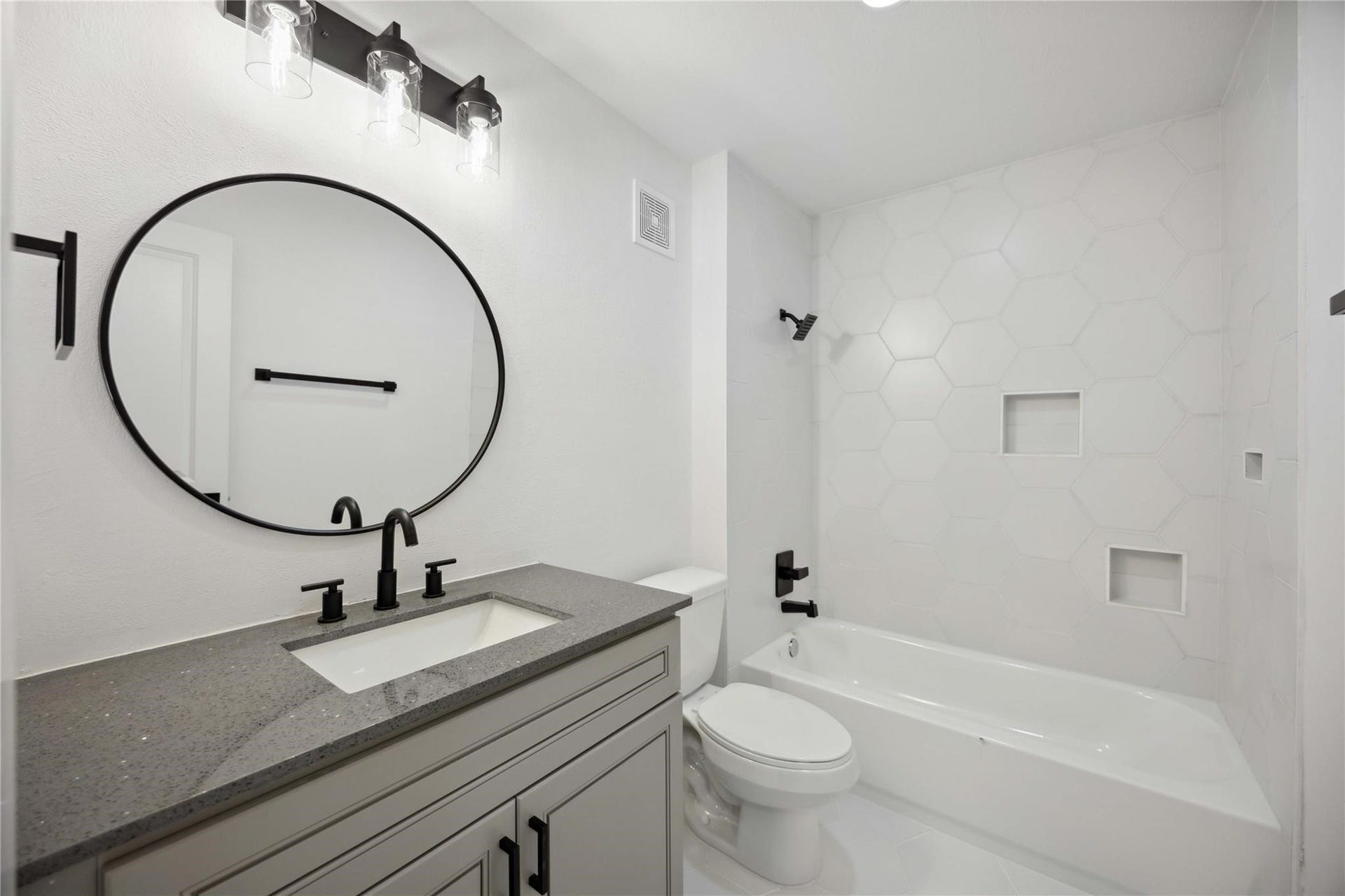9443 Radio Road, #A-B, Houston, TX 77075 9443 Radio Road, #A-B, Houston, TX 77075