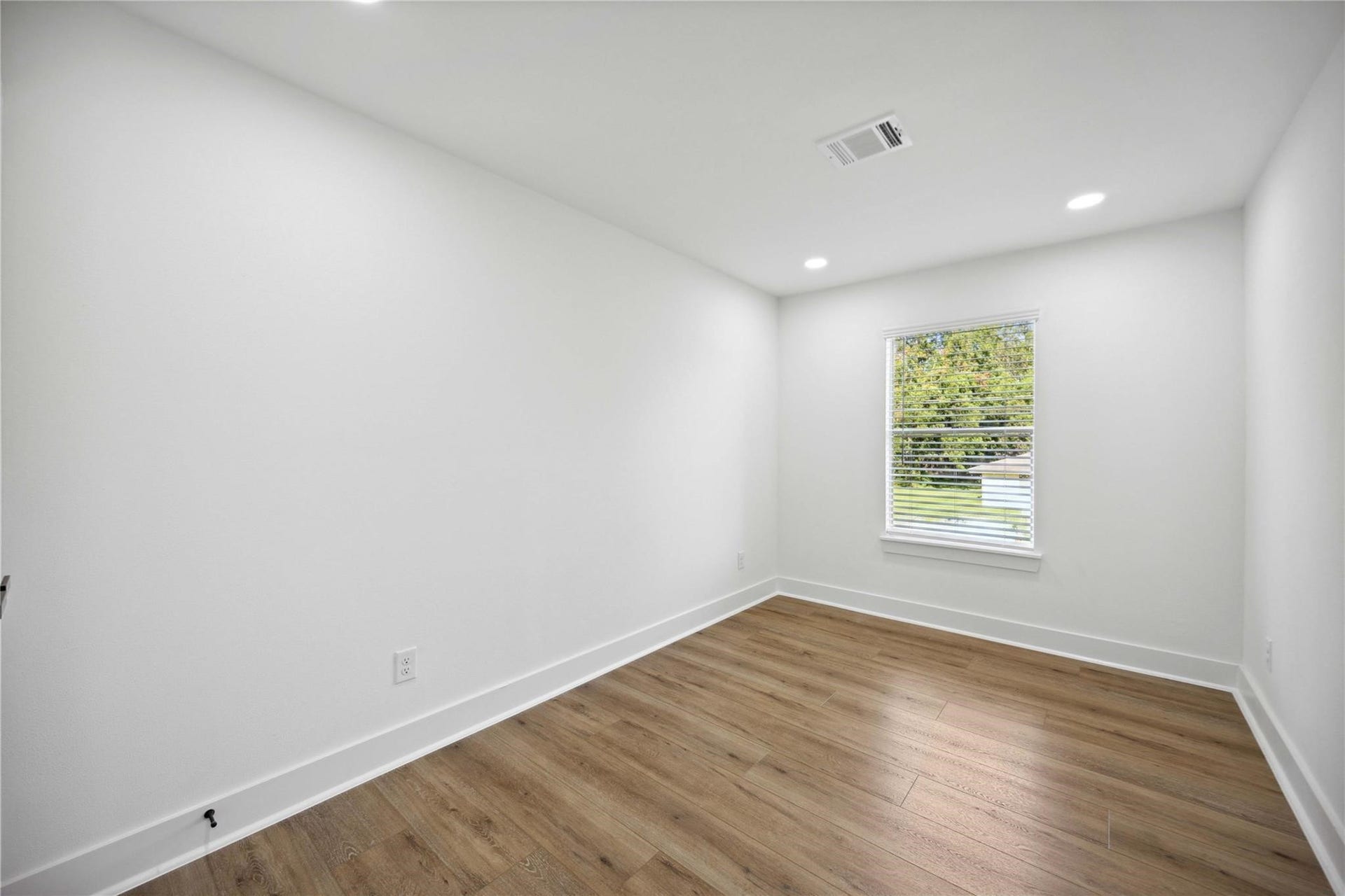 9443 Radio Road, #A-B, Houston, TX 77075 9443 Radio Road, #A-B, Houston, TX 77075