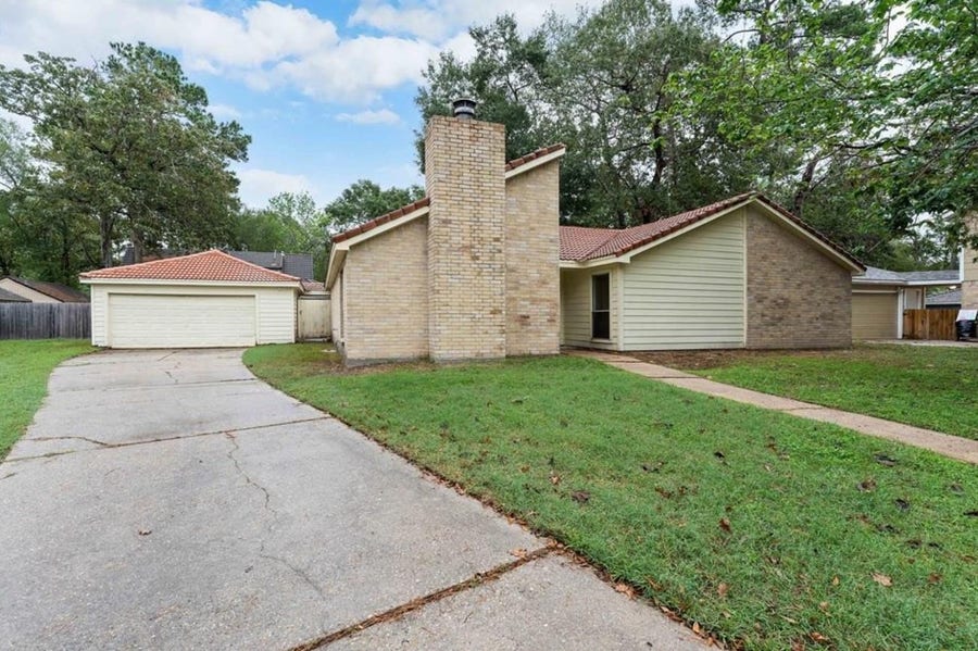 Property photo for 3710 Fern View Drive, Houston, TX