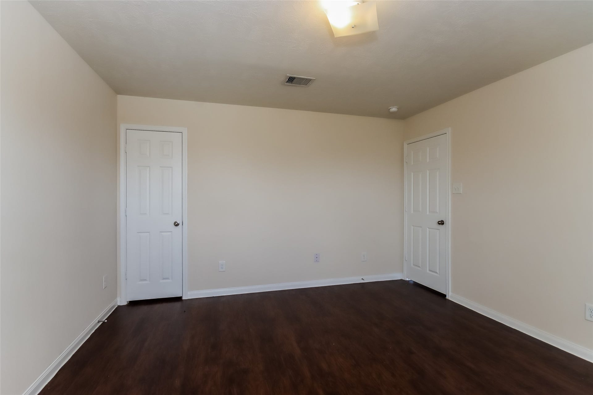 Photos may be representative of the floor plan and not the exact home. Finishes, layout, and features of the actual property for lease may vary.