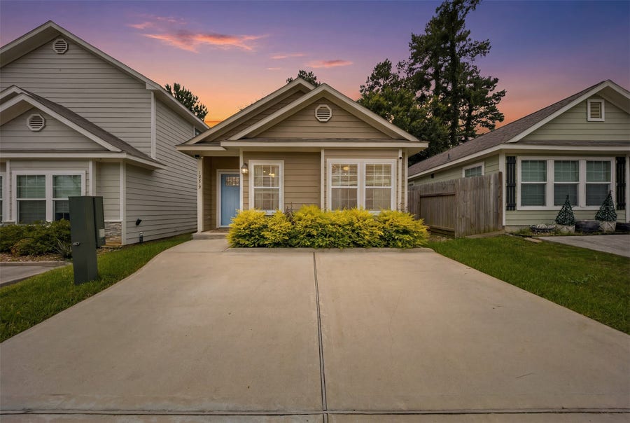 Property photo for 16879 Balmoral, Montgomery, TX