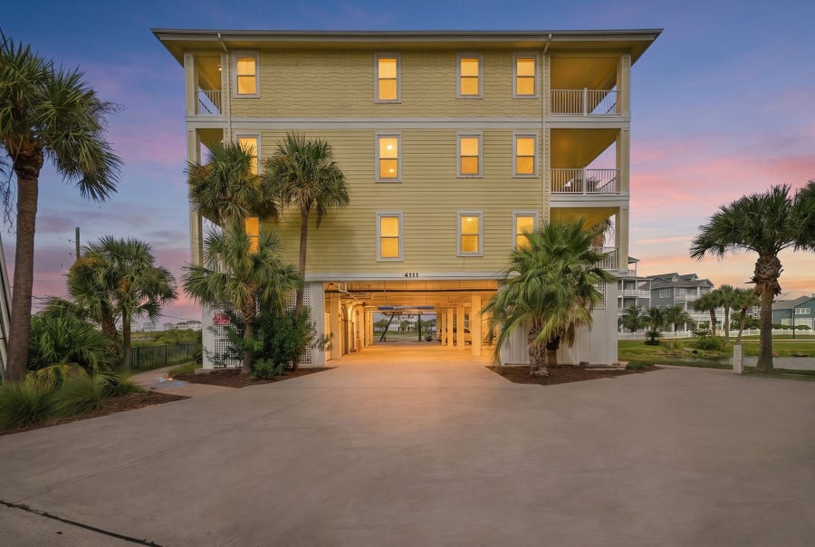 Property photo for 4111 Pointe West Drive, #101, Galveston, TX