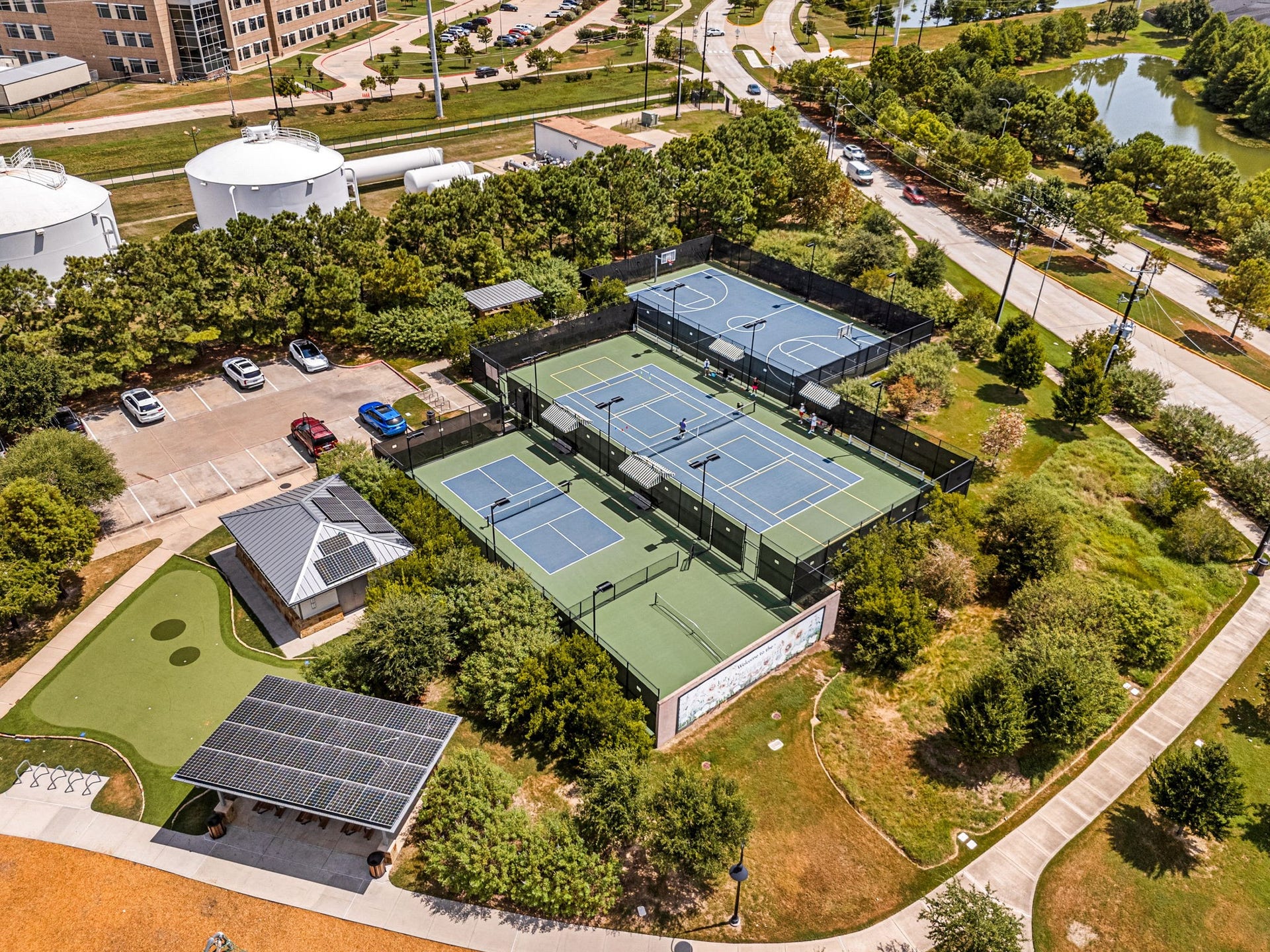 3815 Favor Forest Court, Katy, TX 77494 Tamarrons outdoor recreation options include tennis, pickleball, and basketball courts, giving residents dedicated spaces to stay active and enjoy time outdoors close to home.