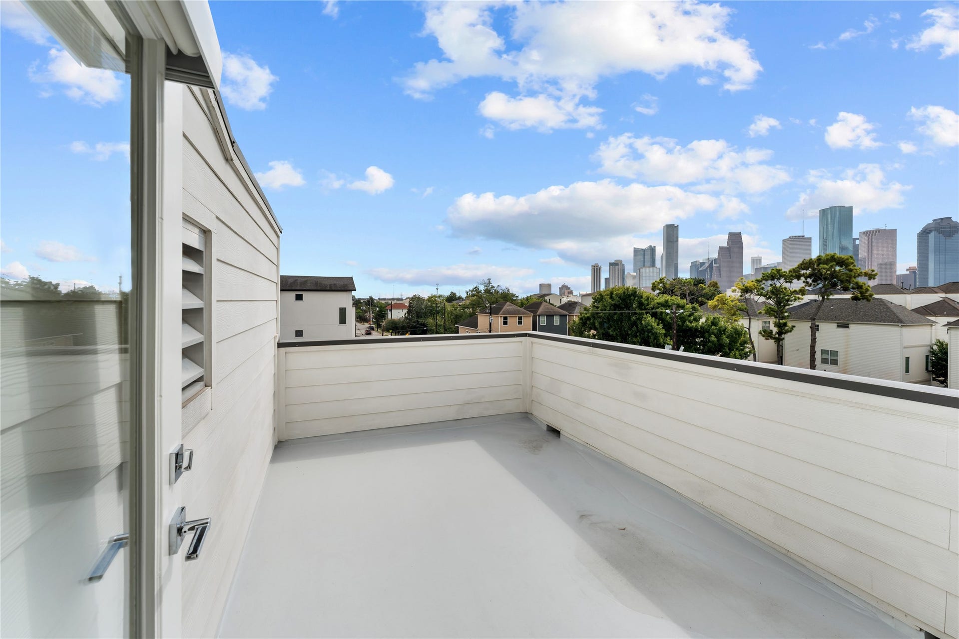 1504 Sabine Street, Houston, TX 77007 1504 Sabine Street, Houston, TX 77007