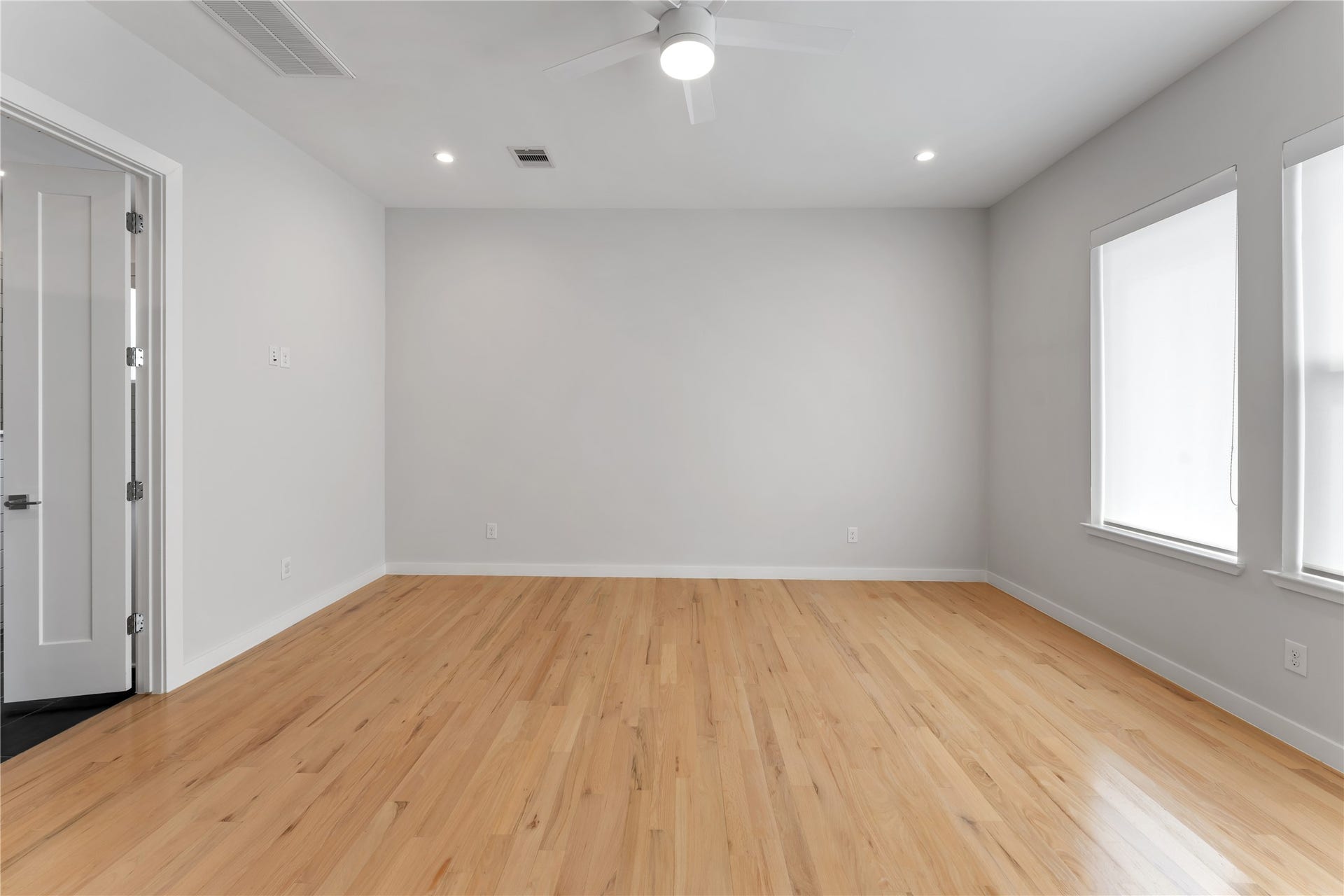 1504 Sabine Street, Houston, TX 77007 1504 Sabine Street, Houston, TX 77007