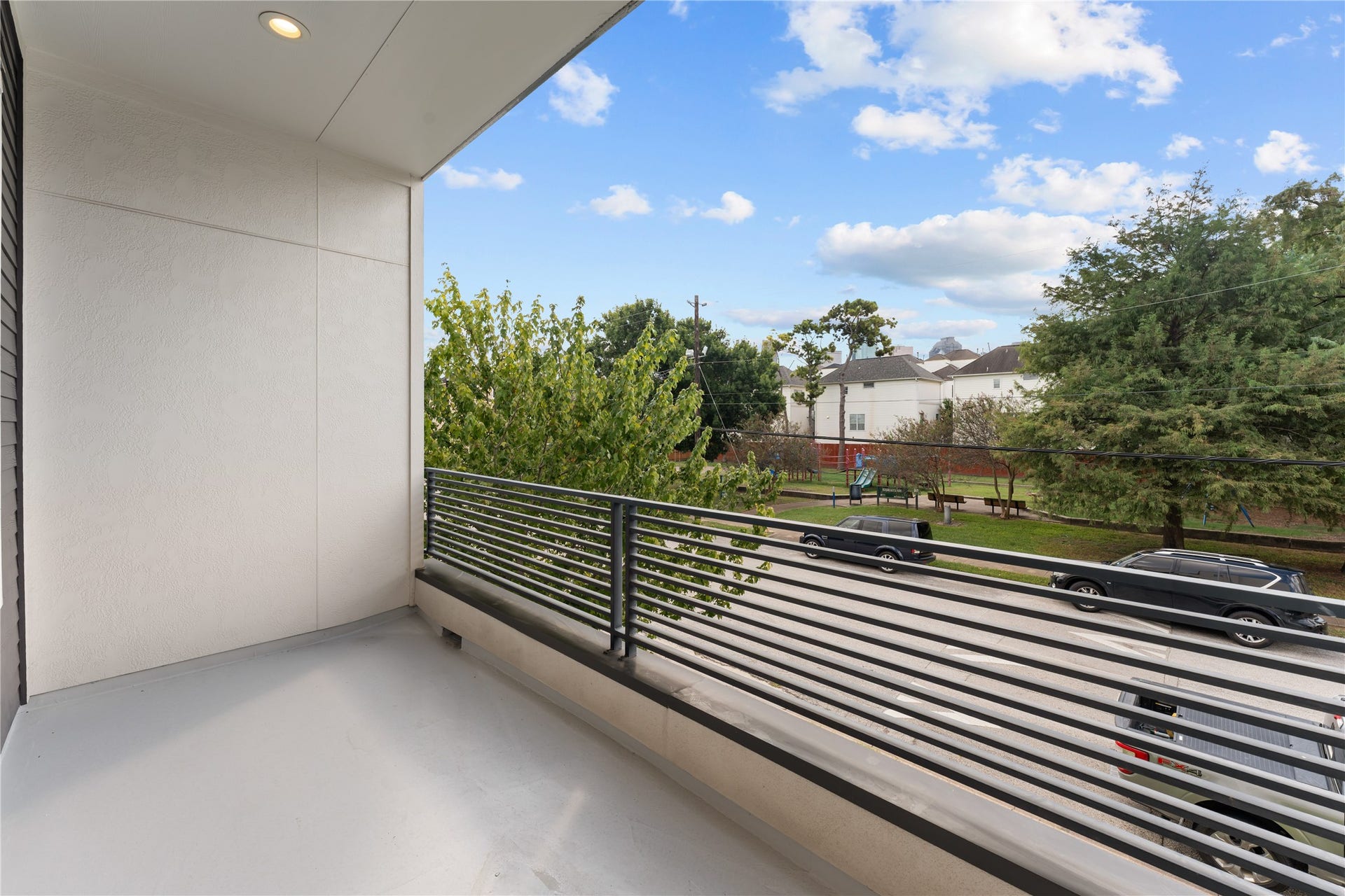 1504 Sabine Street, Houston, TX 77007 1504 Sabine Street, Houston, TX 77007