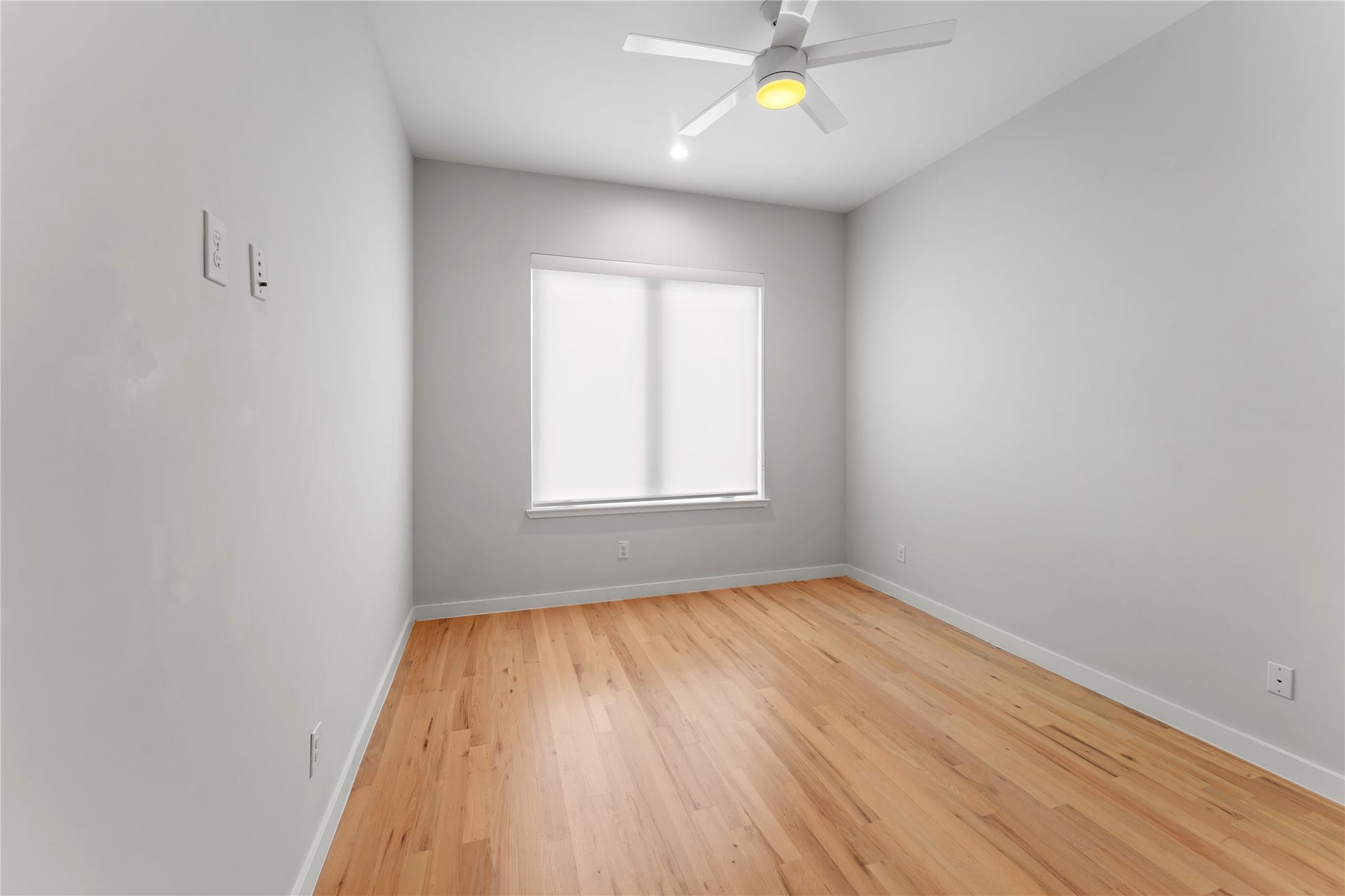 1504 Sabine Street, Houston, TX 77007 1504 Sabine Street, Houston, TX 77007