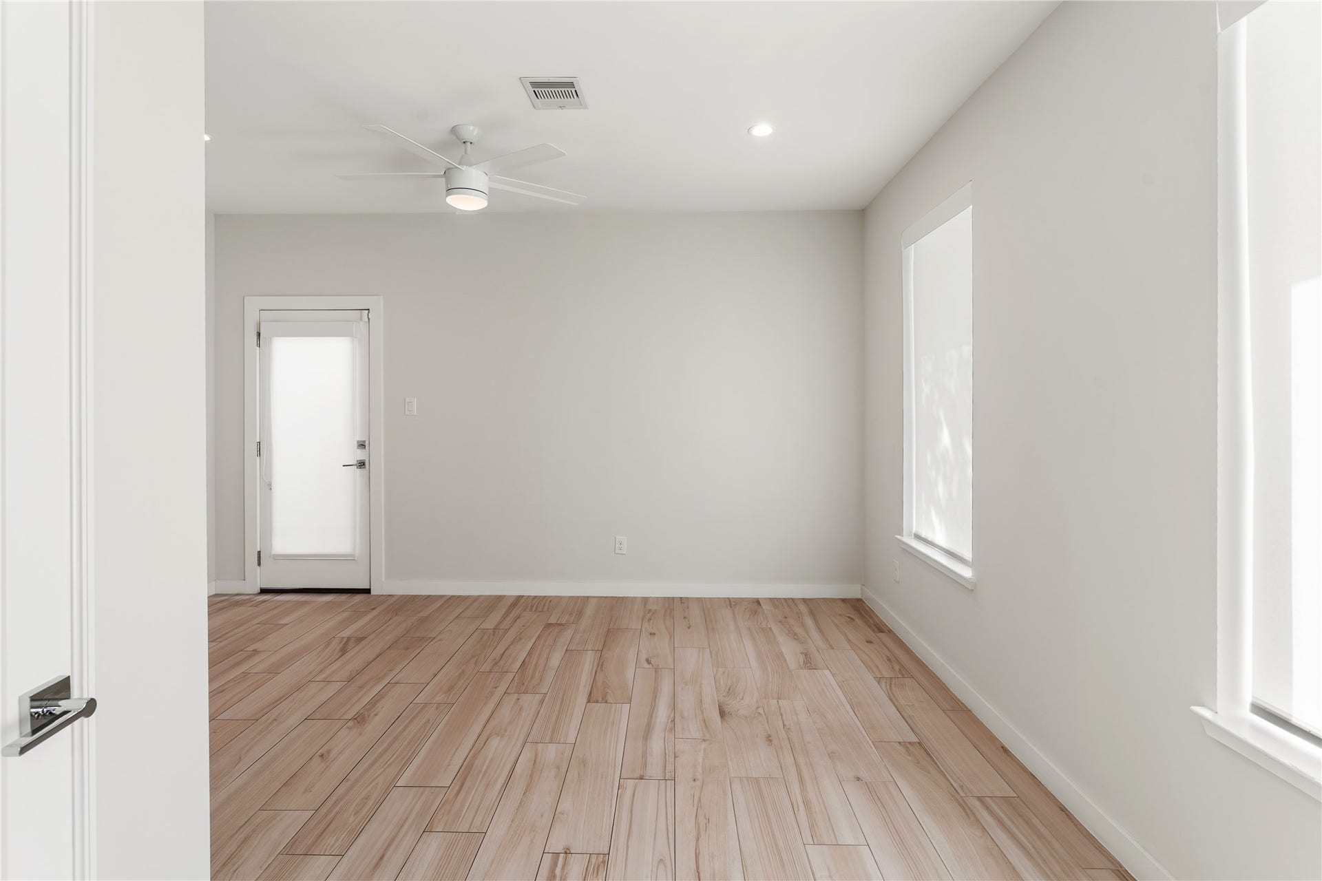 1504 Sabine Street, Houston, TX 77007 1504 Sabine Street, Houston, TX 77007