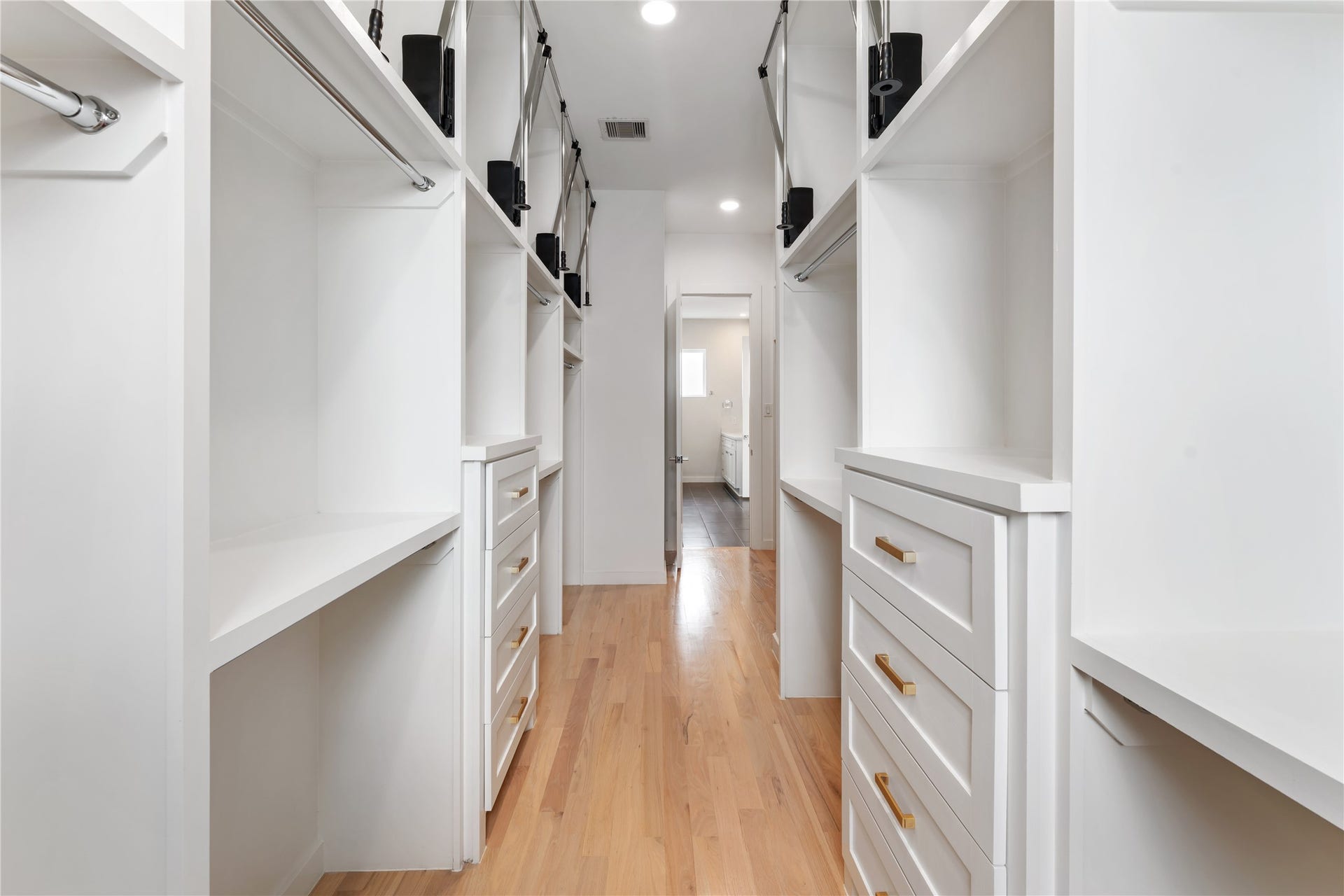 1504 Sabine Street, Houston, TX 77007 1504 Sabine Street, Houston, TX 77007