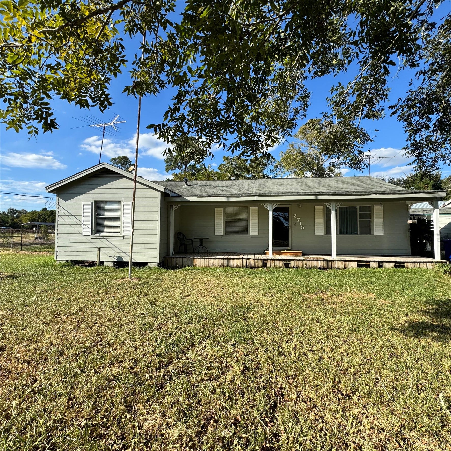 2715 E Cedar Bayou Lynchburg Road, Baytown, TX 77521