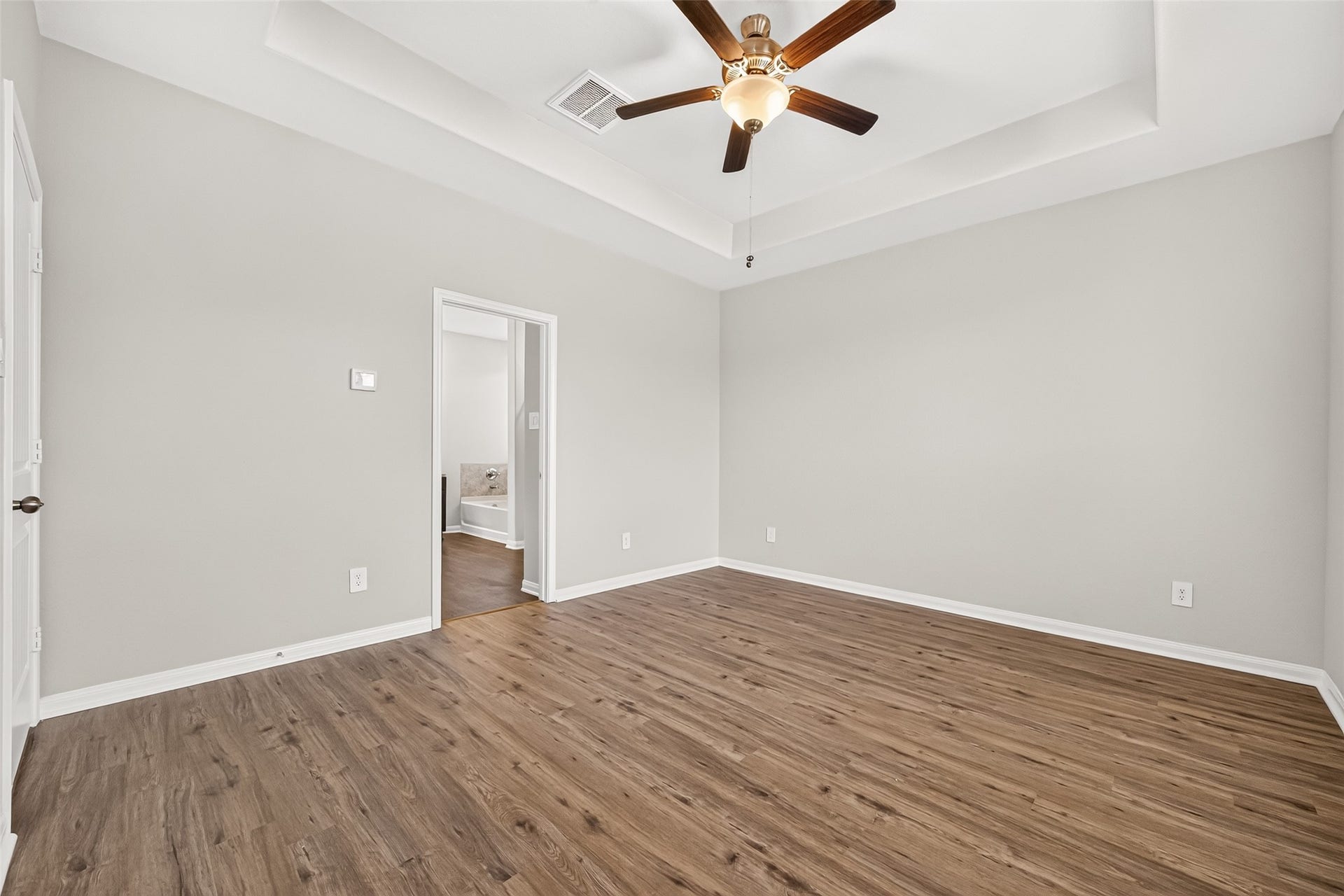 16605 Merry Pines Drive, Conroe, TX 77302 16605 Merry Pines Drive, Conroe, TX 77302