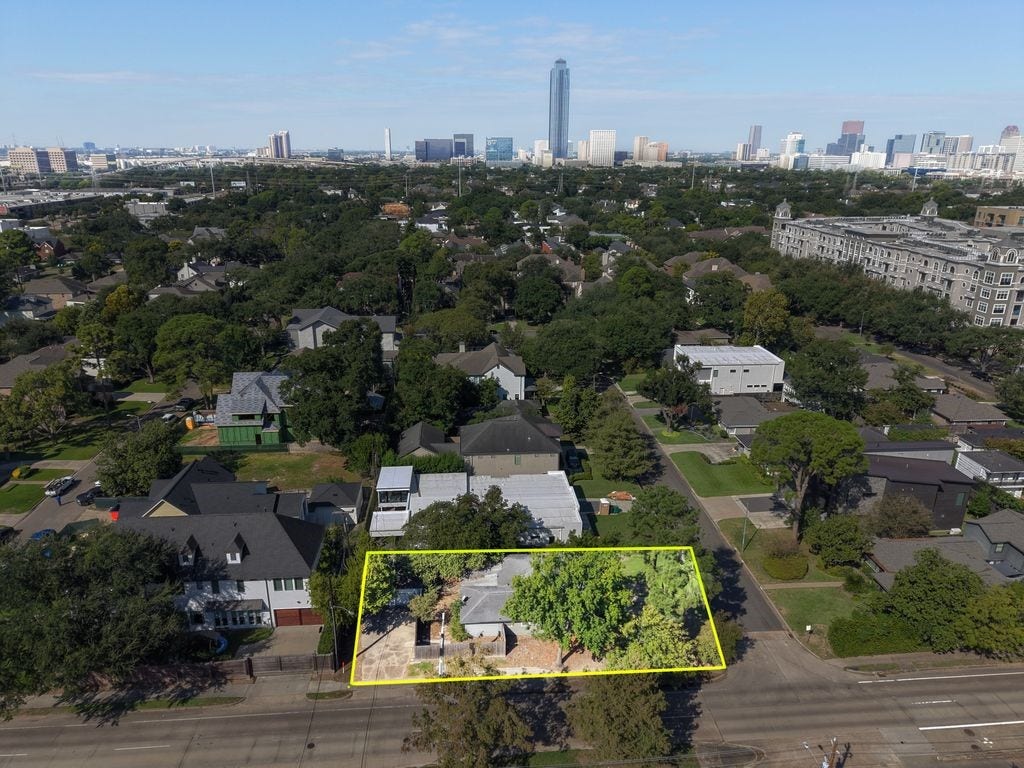 3903 Colquitt Street, Houston, TX 77027