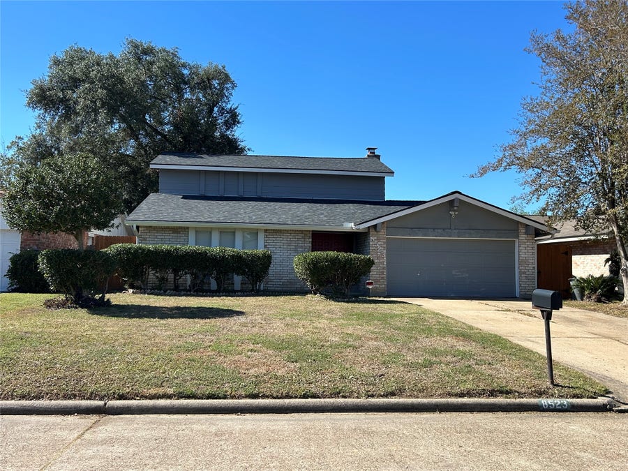 Property photo for 8523 Riverside Walk Lane, Houston, TX