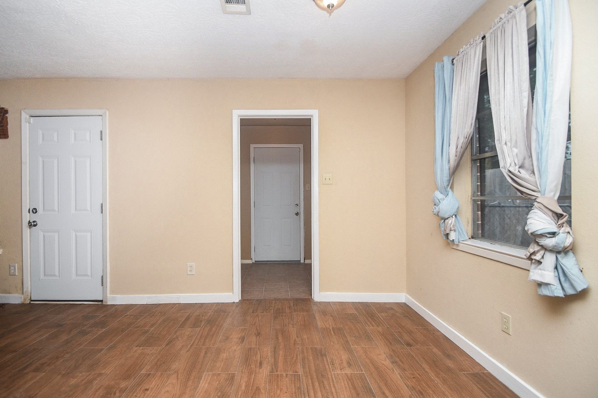 16730 Townes Road, Friendswood, TX 77546 16730 Townes Road, Friendswood, TX 77546