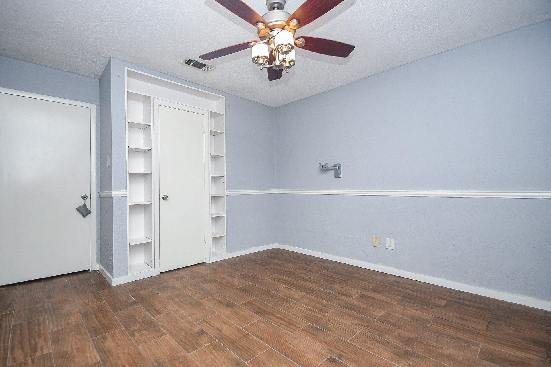16730 Townes Road, Friendswood, TX 77546 16730 Townes Road, Friendswood, TX 77546