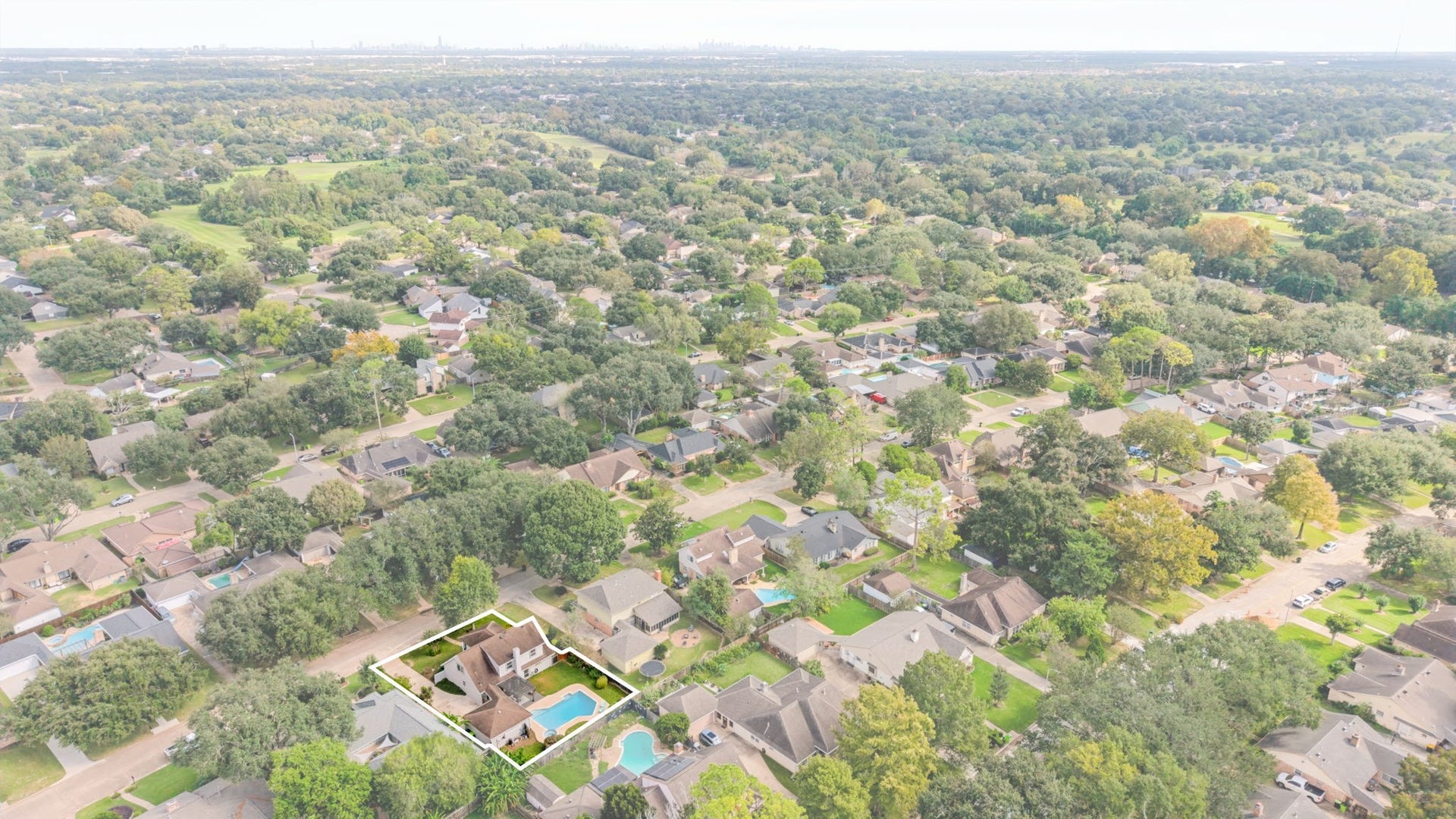 3507 Rolling Green Lane, Missouri City, TX 77459 Aerial view highlighting the surrounding residential community.