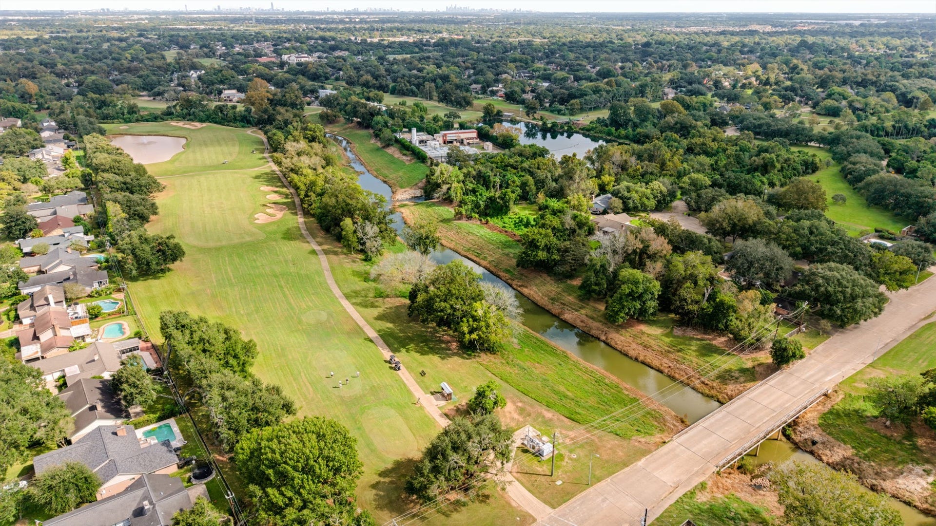 3507 Rolling Green Lane, Missouri City, TX 77459 Aerial view showcasing the propertys convenient location near expansive green space.