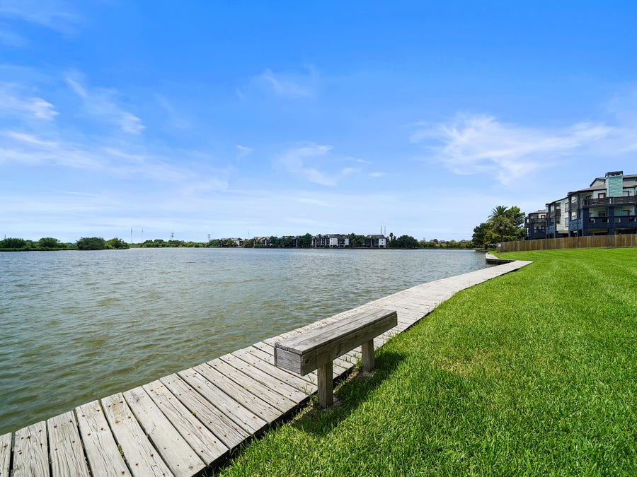 Property photo for 18800 Egret Bay Boulevard, #207, Webster, TX
