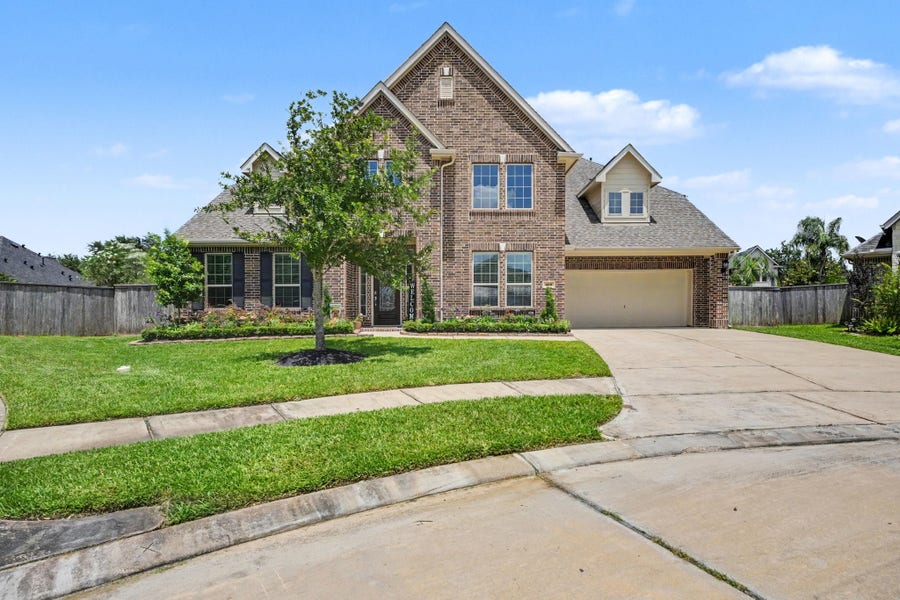 Property photo for 4031 Maybrook Lane, League City, TX