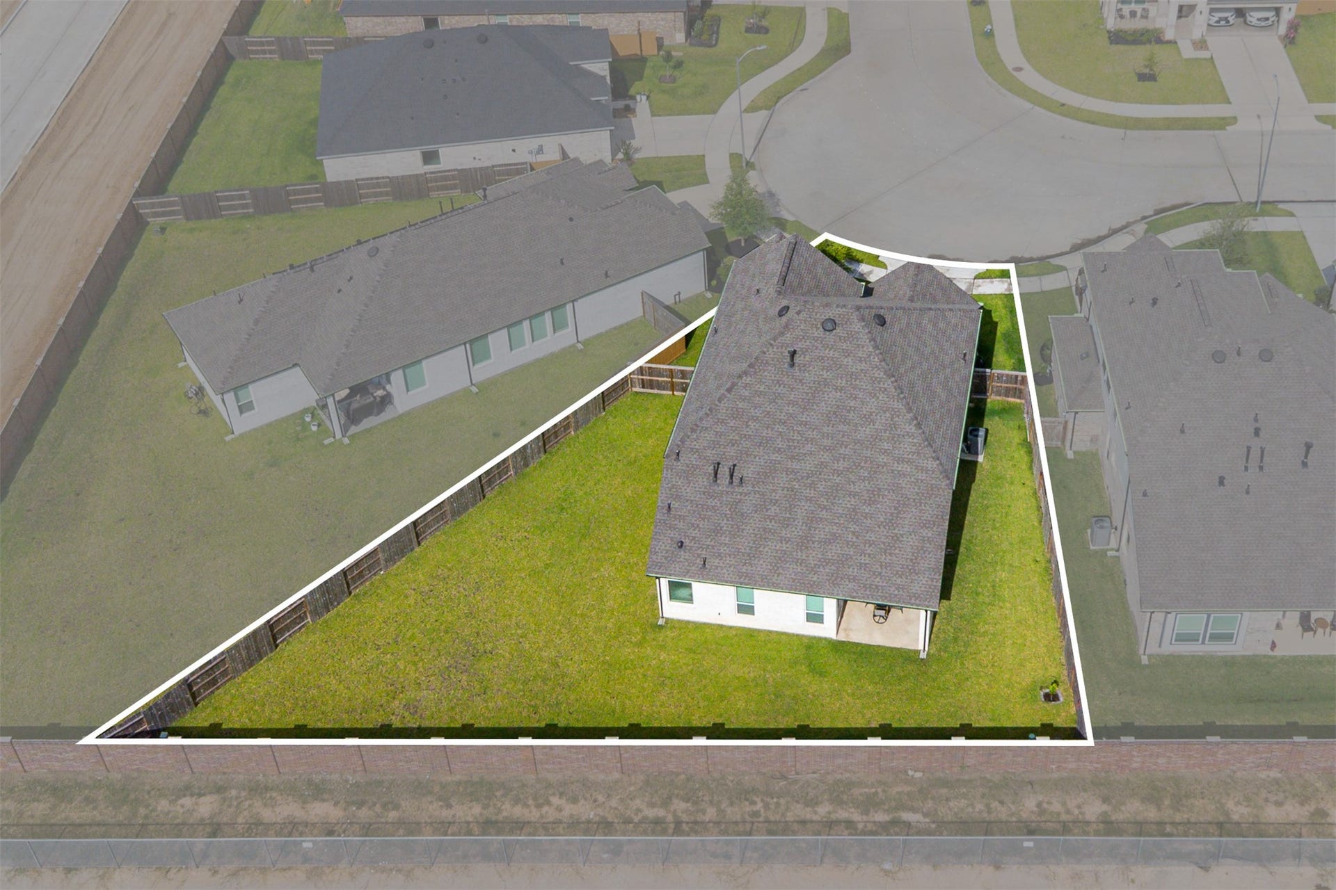 3348 Voda Bend Drive, Katy, TX 77493 Aerial View. No back neighbors. This is the perfect setting for peaceful outdoor living and relaxing evenings