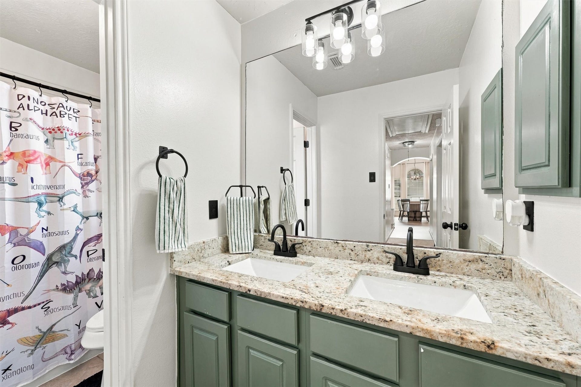 9510 Paintbrush Ledge Lane, Pearland, TX 77089 9510 Paintbrush Ledge Lane, Pearland, TX 77089