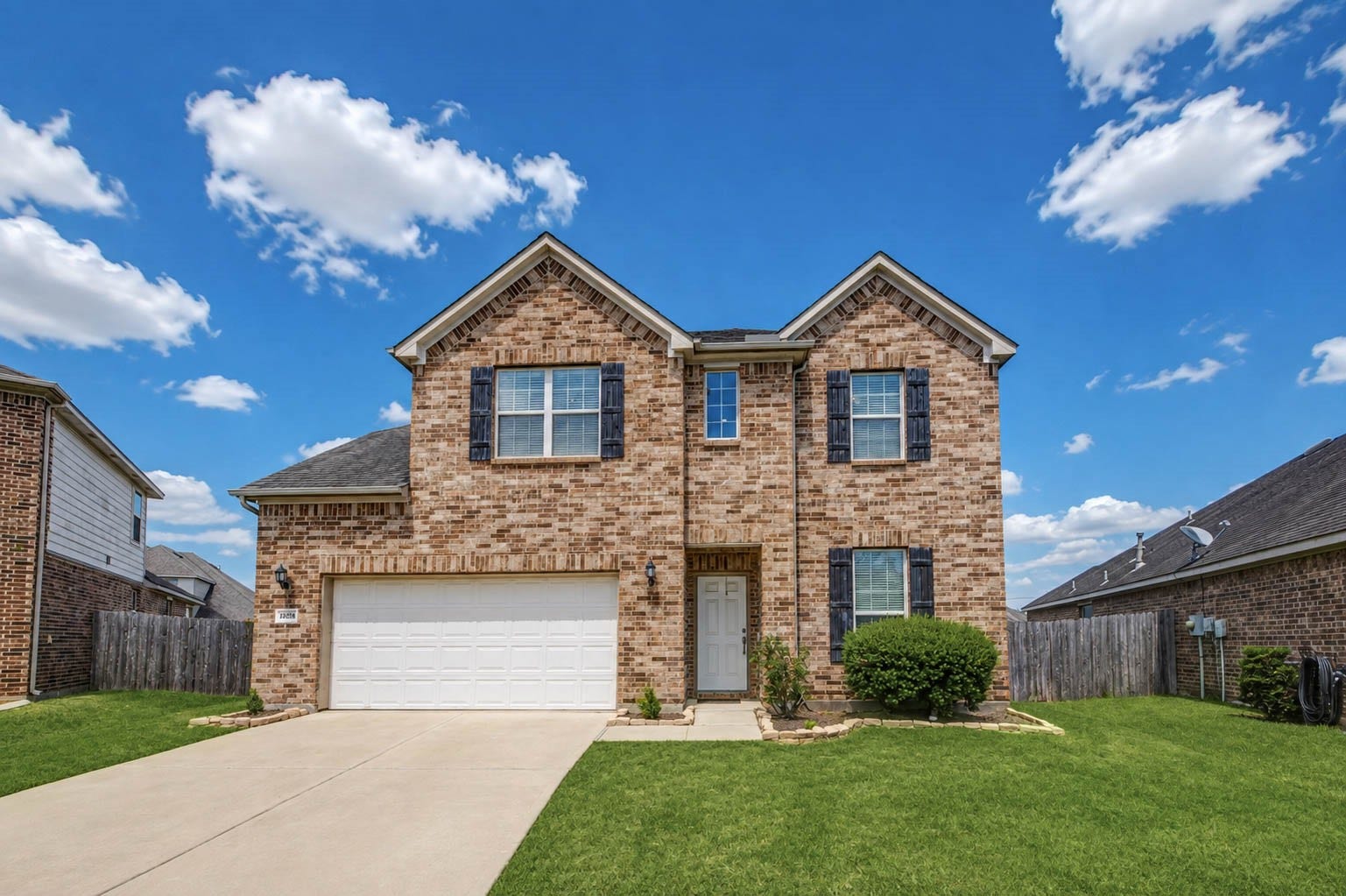 30218 Creekside Drive, Brookshire, TX 77423 This home has brand new carpet and fresh paint throughout. It is ready for new memories.