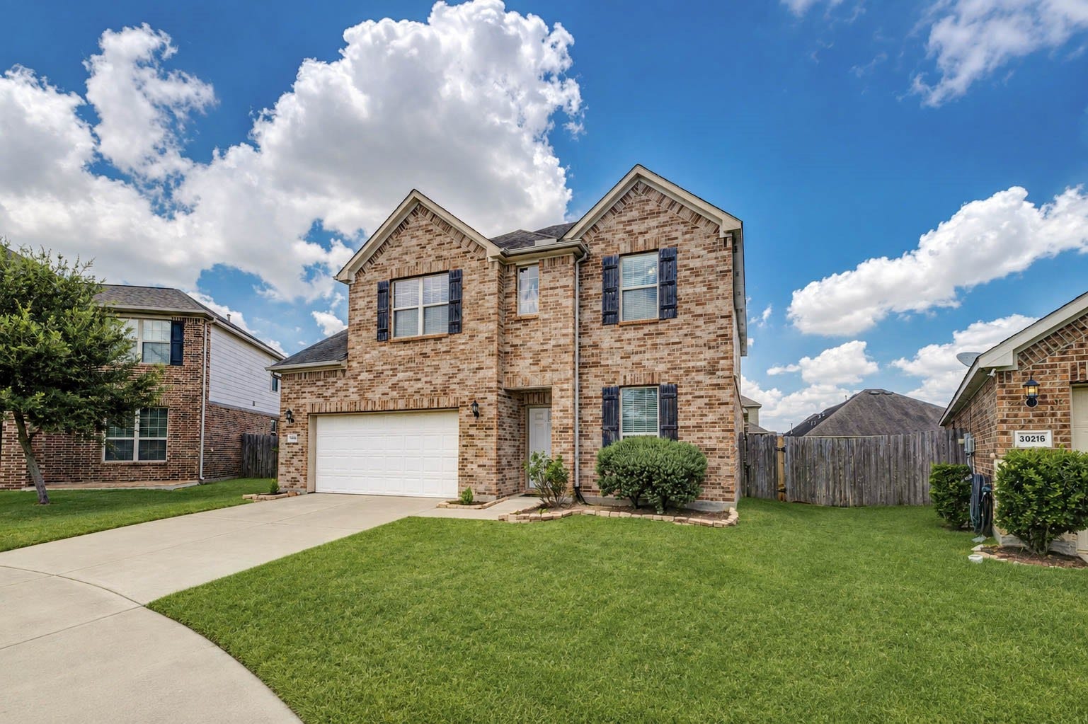 30218 Creekside Drive, Brookshire, TX 77423 This home is located on a cul-de-sac so there is no through-traffic.