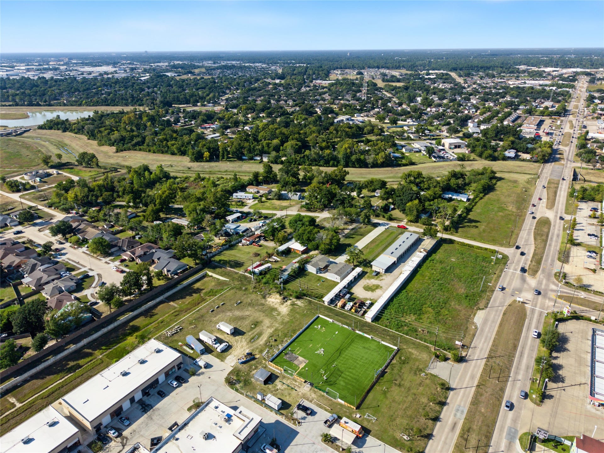 5331 Green Lane, Houston, TX 77066 5331 Green Lane, Houston, TX 77066