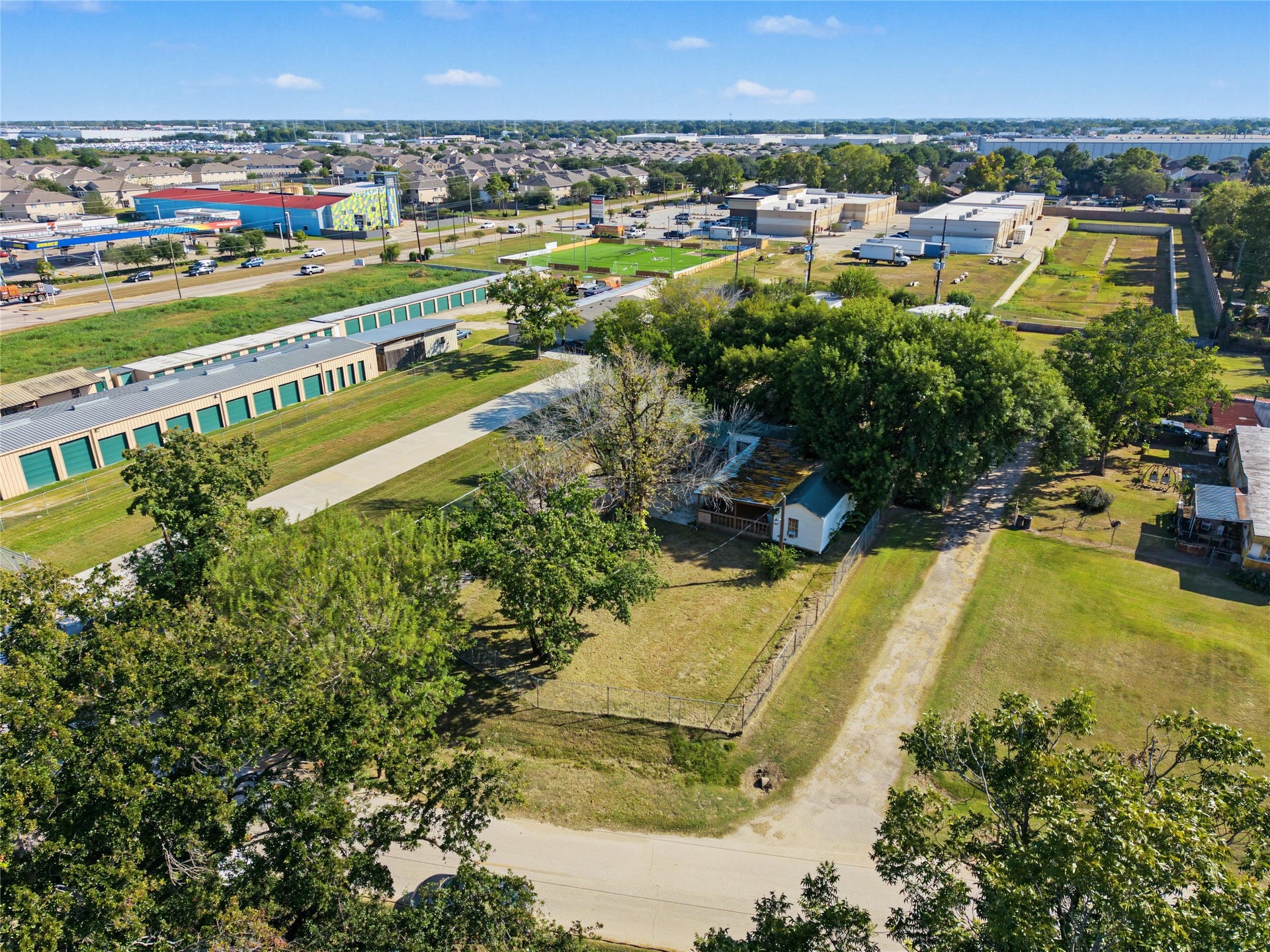 5331 Green Lane, Houston, TX 77066 5331 Green Lane, Houston, TX 77066