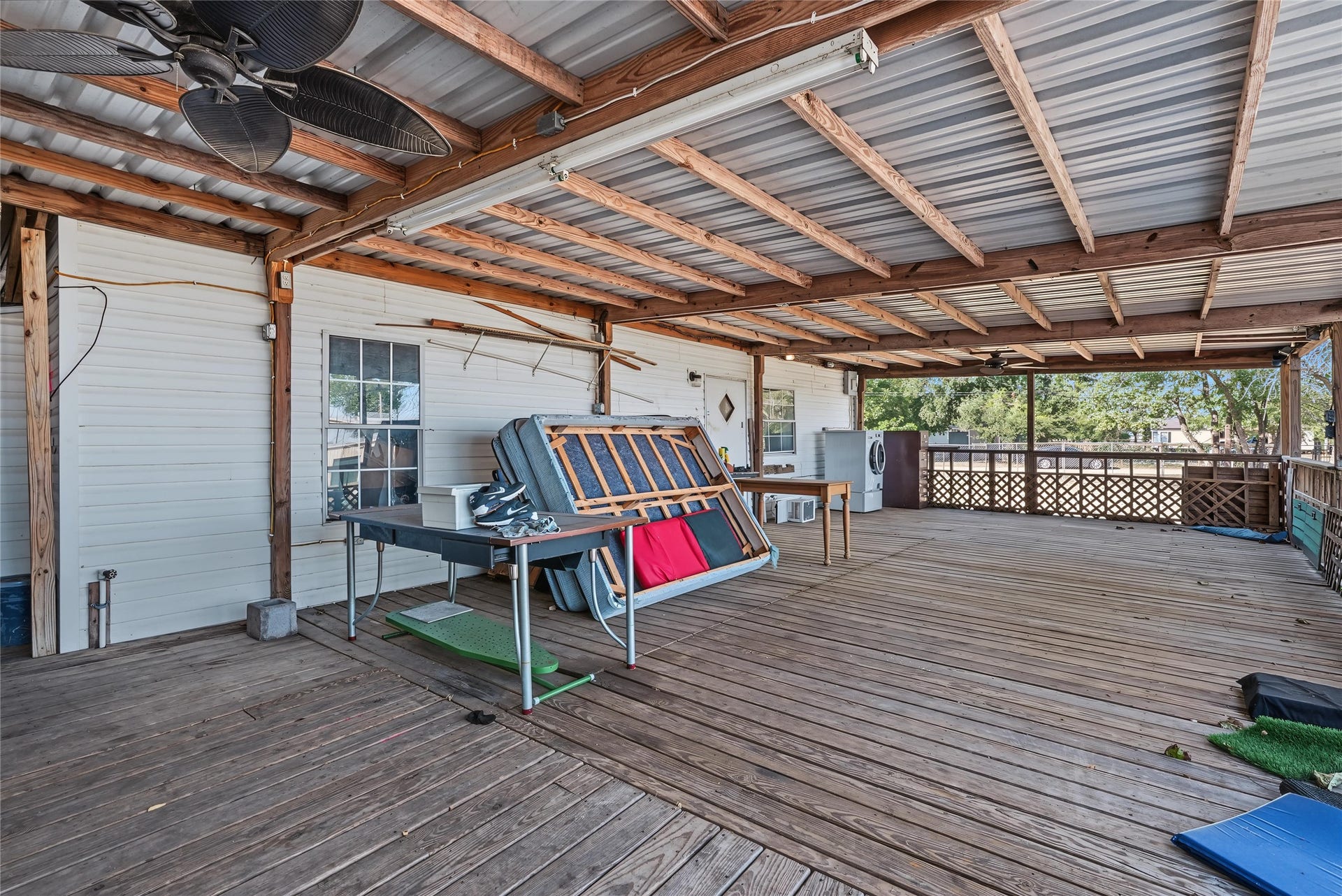 5331 Green Lane, Houston, TX 77066 5331 Green Lane, Houston, TX 77066