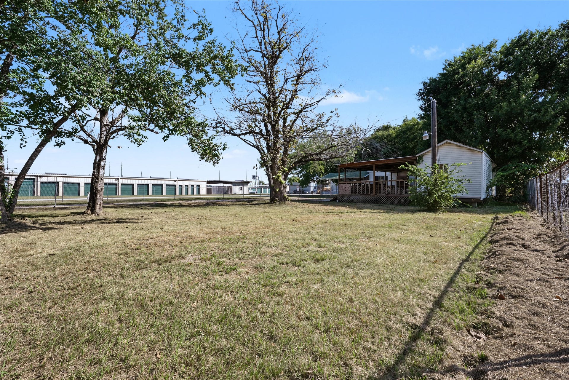 5331 Green Lane, Houston, TX 77066 5331 Green Lane, Houston, TX 77066