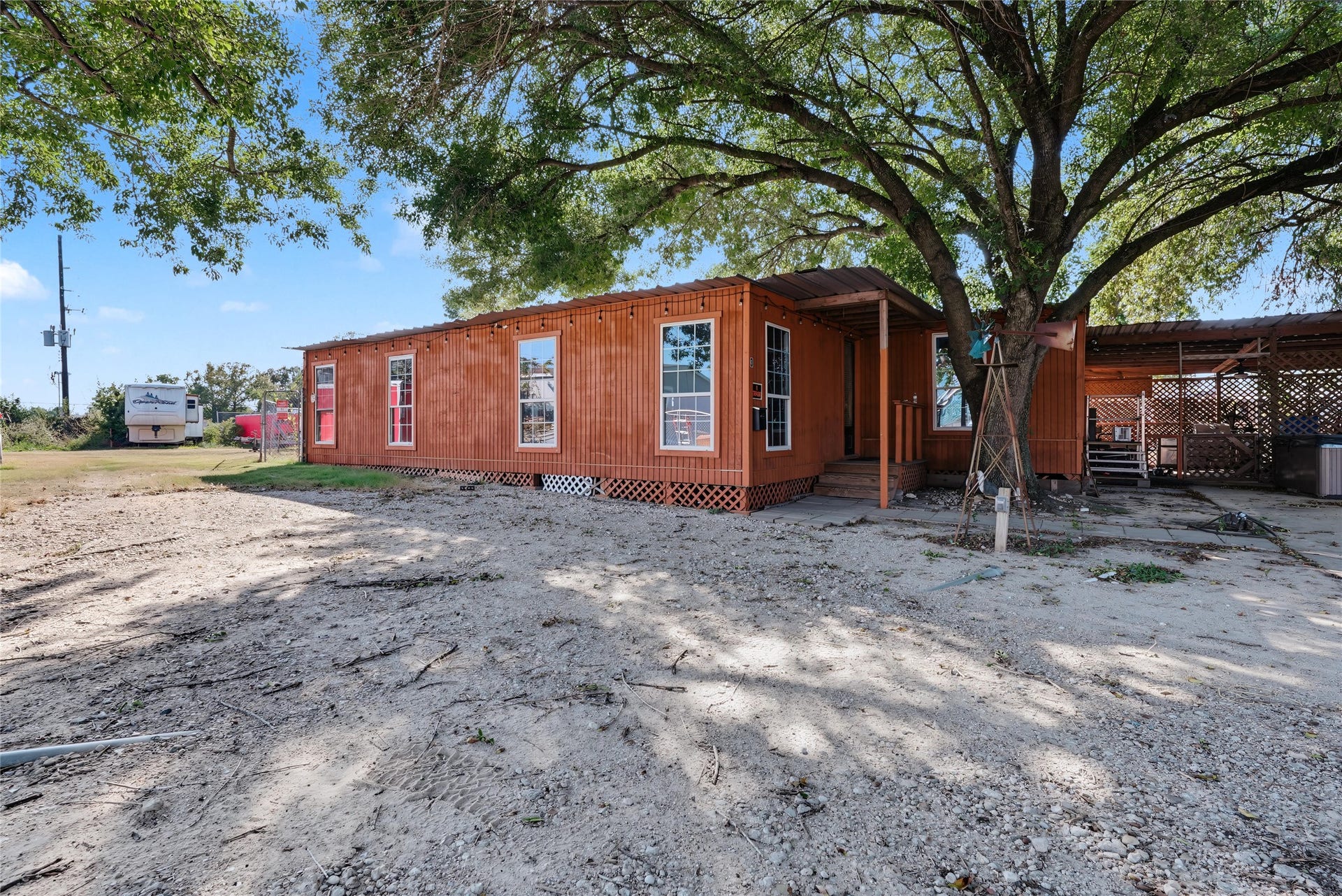 5331 Green Lane, Houston, TX 77066 5331 Green Lane, Houston, TX 77066