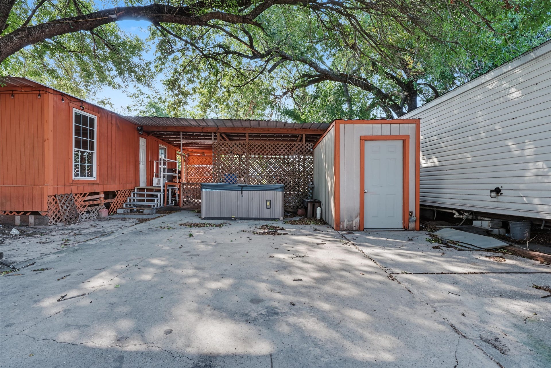 5331 Green Lane, Houston, TX 77066 5331 Green Lane, Houston, TX 77066