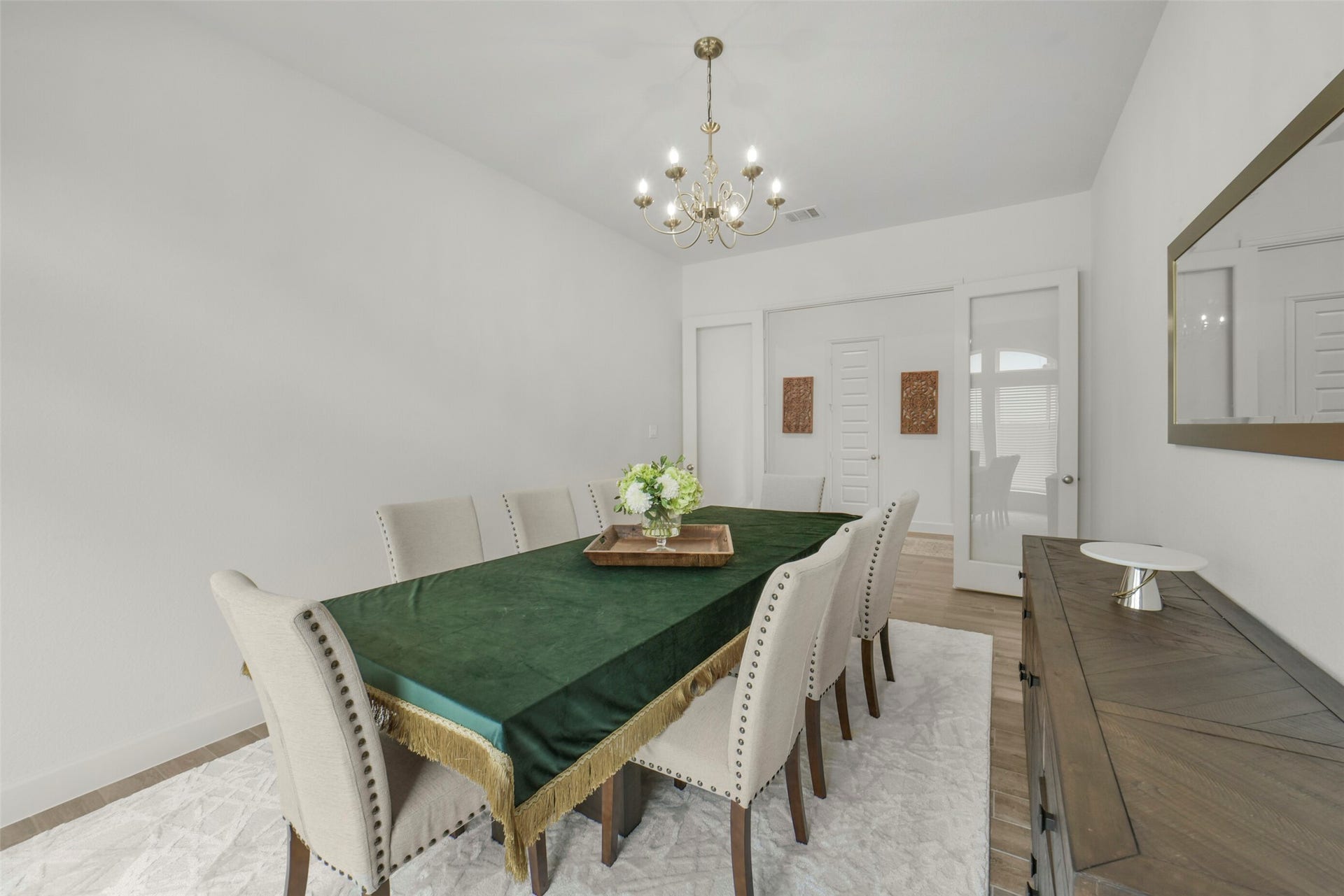 1910 Longcroft Lane, Katy, TX 77493 Elegant dining space with easy access to the kitchen.
