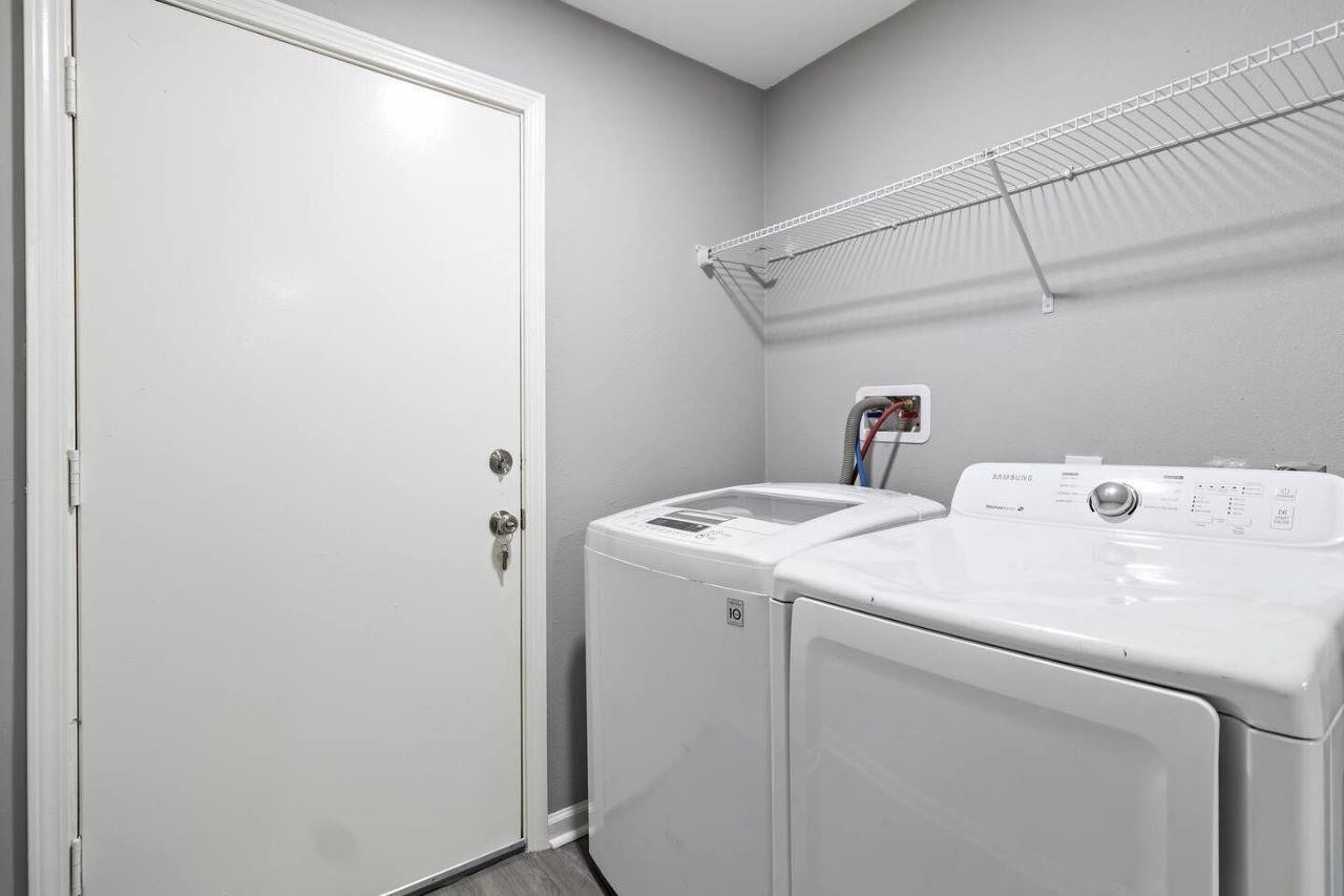 5130 Cosby Street, Houston, TX 77021 5130 Cosby Street, Houston, TX 77021