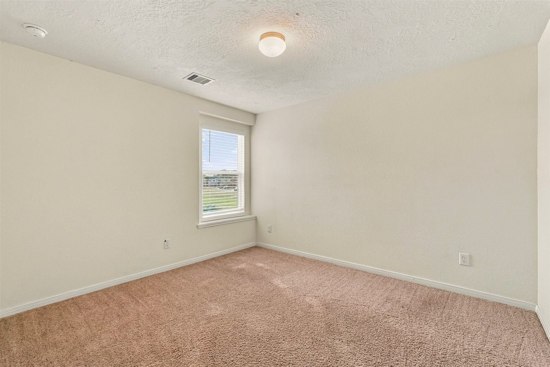 6021 Diamond Sky Lane, Houston, TX 77048 6021 Diamond Sky Lane, Houston, TX 77048