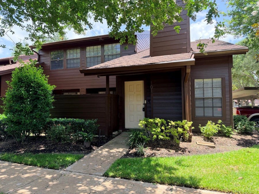 Property photo for 2510 Grants Lake Boulevard, #101, Sugar Land, TX
