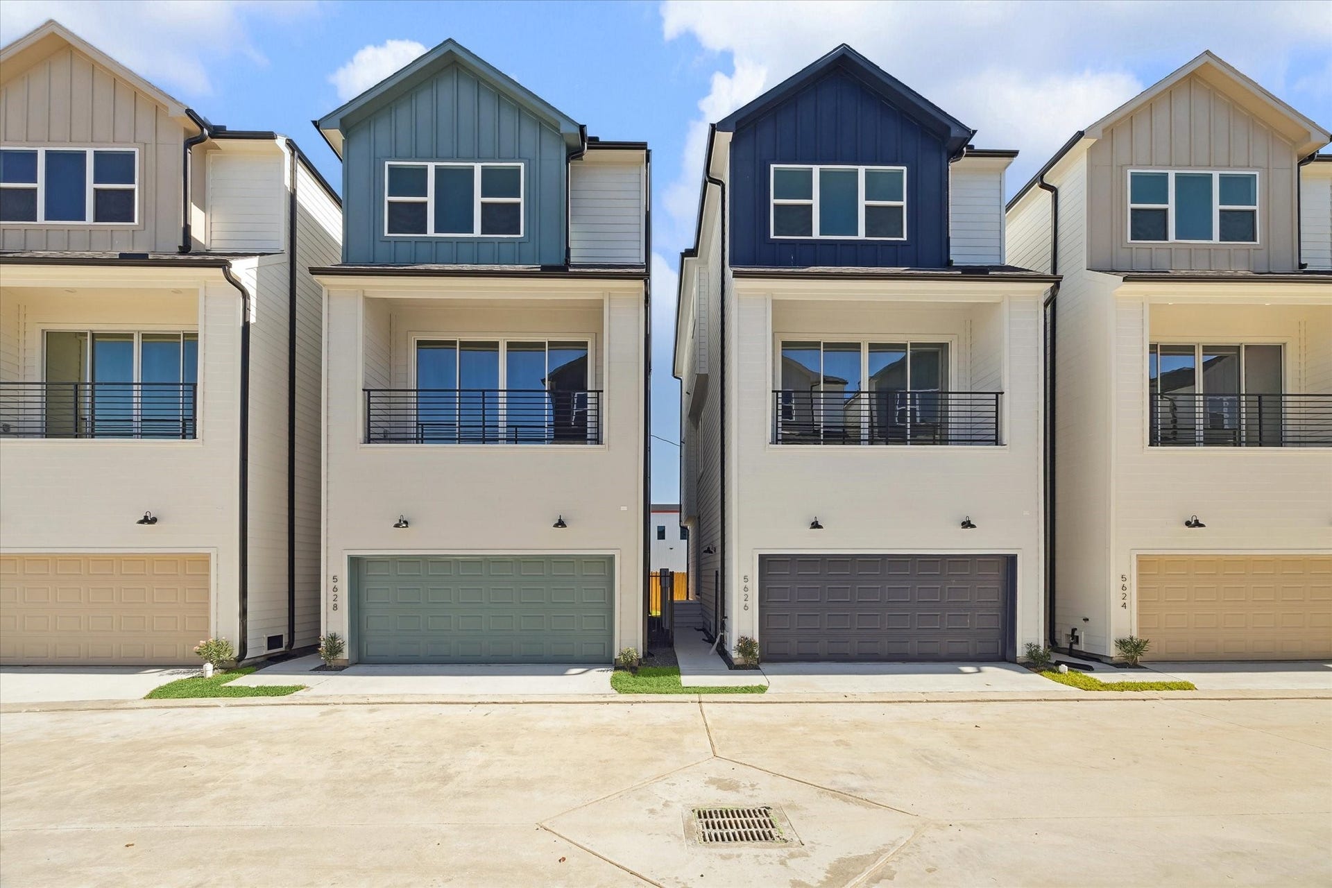 5614 Camino Encantado Drive, Houston, TX 77091 5614 Camino Encantado Drive, Houston, TX 77091