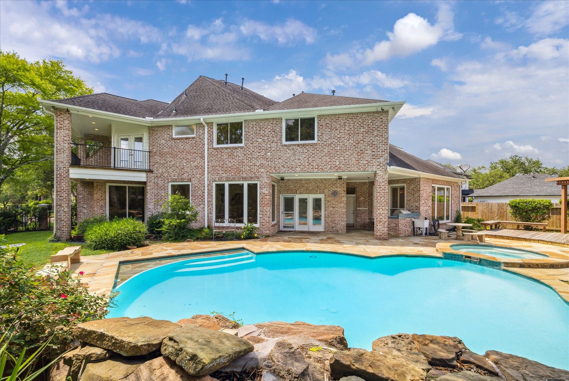 4111 Thistle Hill Court, Sugar Land, TX 77479 4111 Thistle Hill Court, Sugar Land, TX 77479