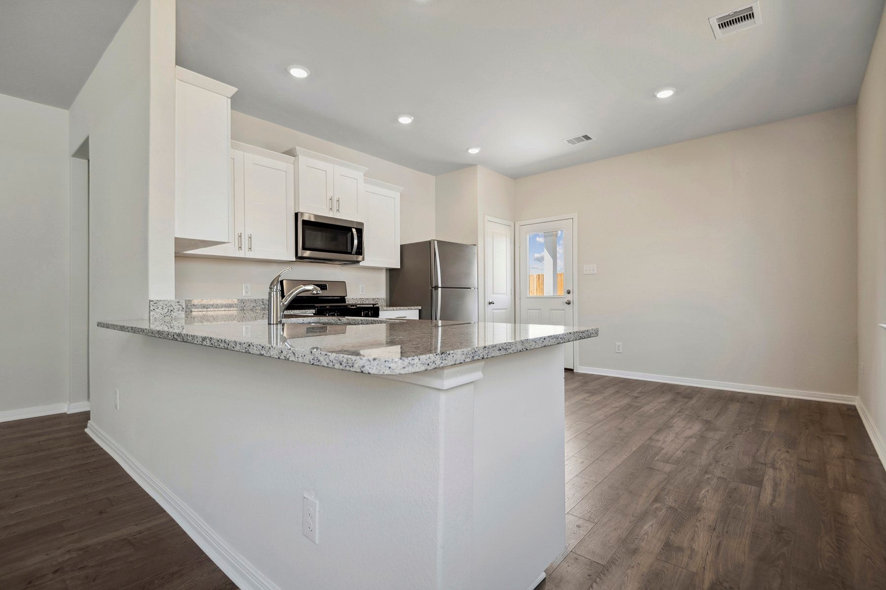 16446 Honeysuckle Hill Drive, Conroe, TX 77303 16446 Honeysuckle Hill Drive, Conroe, TX 77303